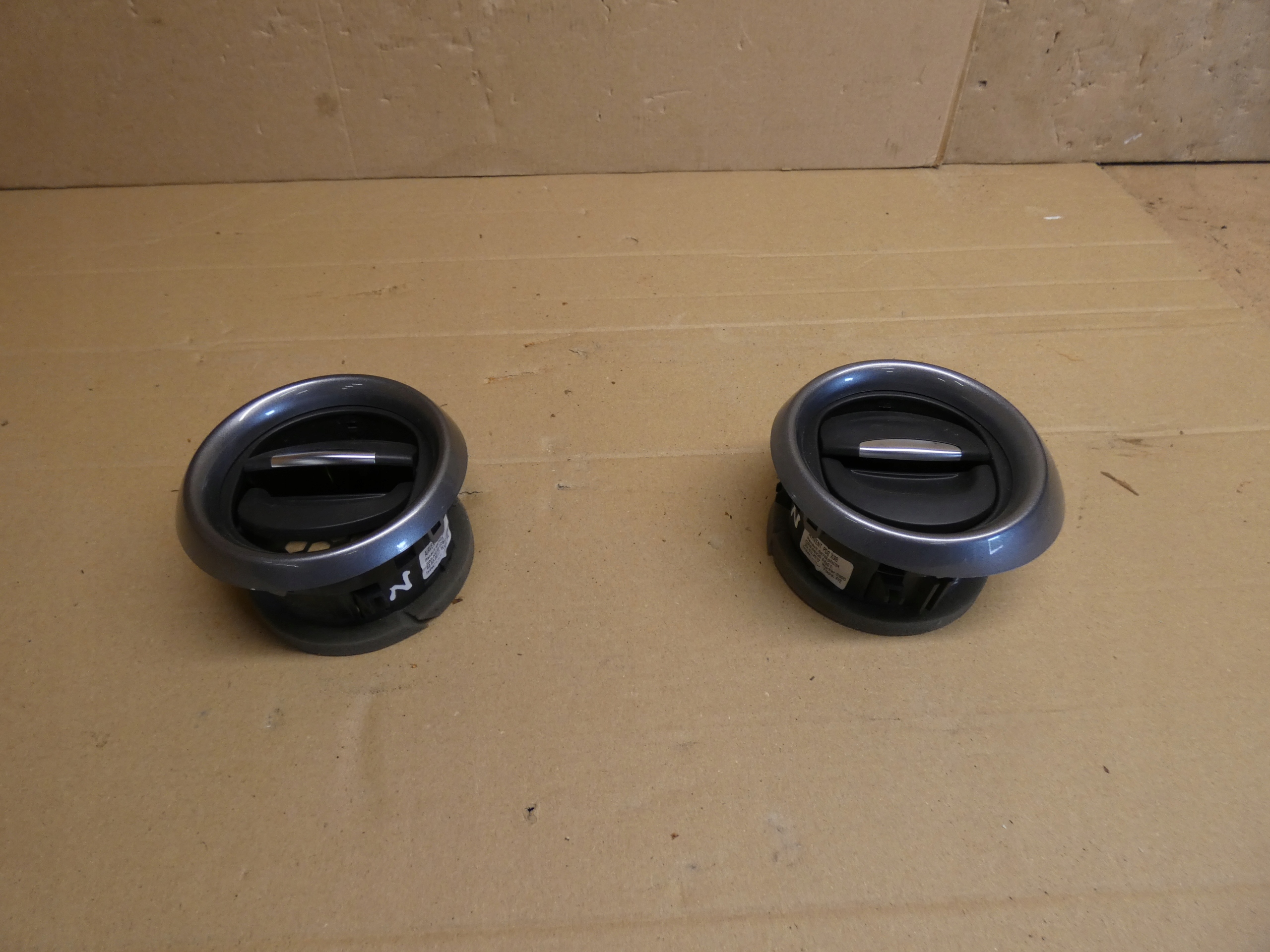 RENAULT CLIO 4 IV 12-20r KRATKA NAWIEWU LEWA PRAWA