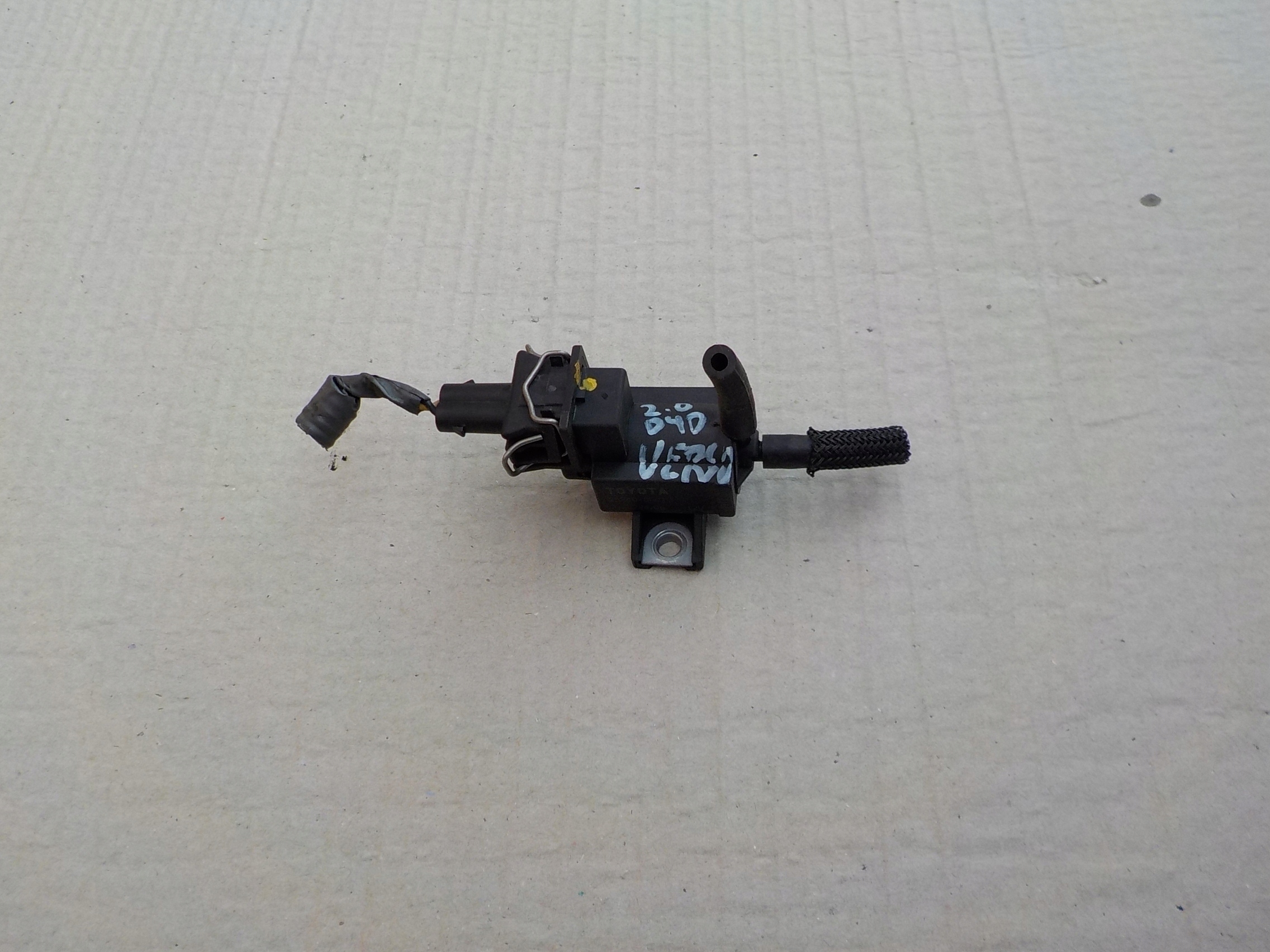 Sensor Druck toyota verso 2,0 D4D 25860-0R010