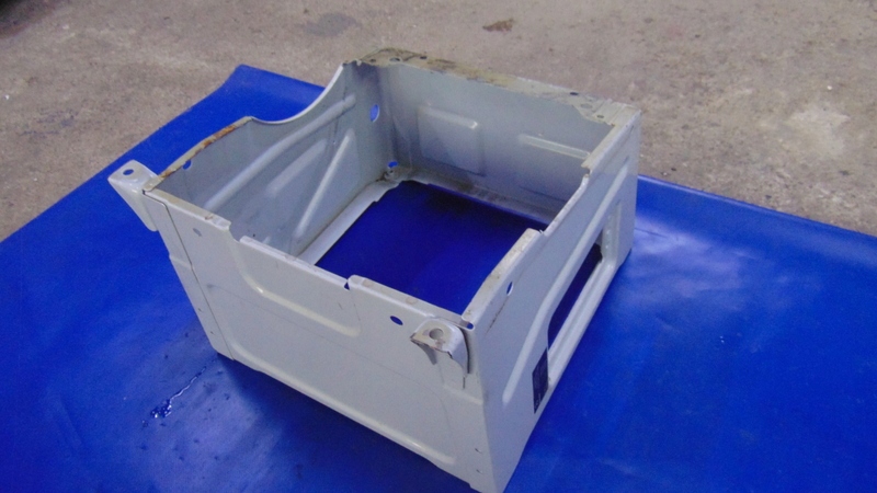 holder seat driver´s left front EUROPA MERCEDES SPRINTER A910 A907