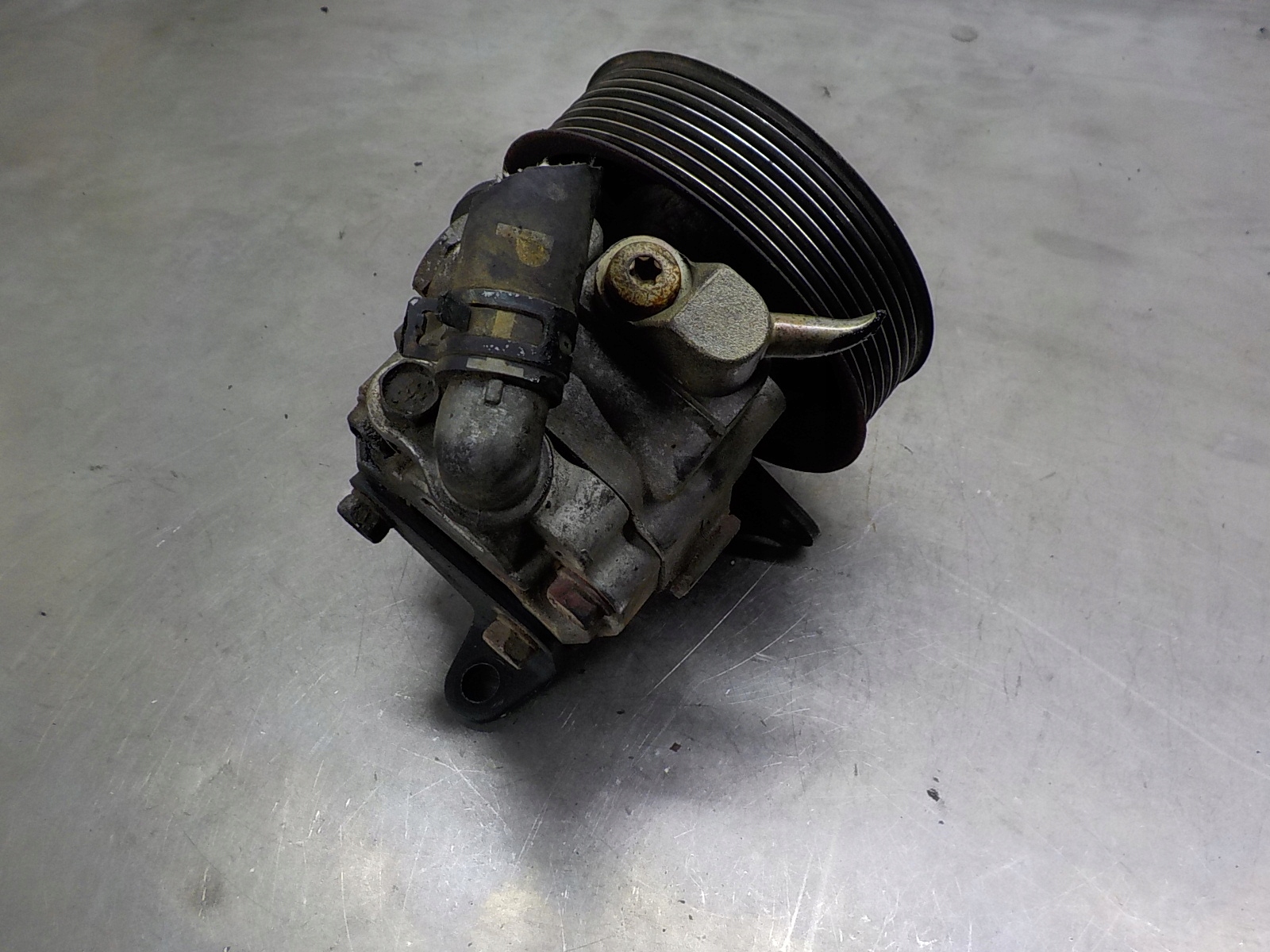 RANGE ROVER SPORT L320 2.7 TD servo pump 7H22-3A696-AB