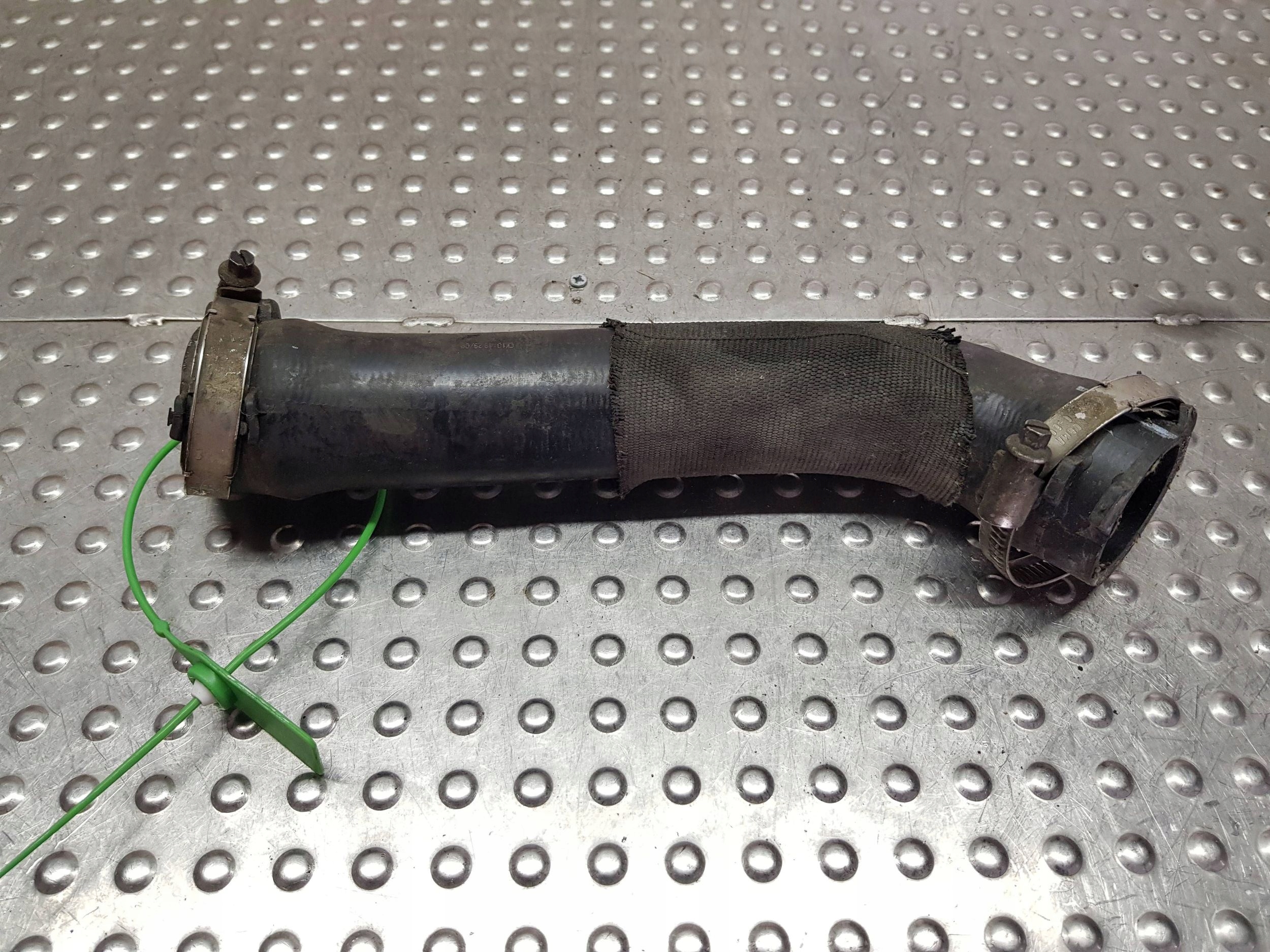 pipe wiring of the intercooler 8E0145709E AUDI A4 B7 3.0 TDI