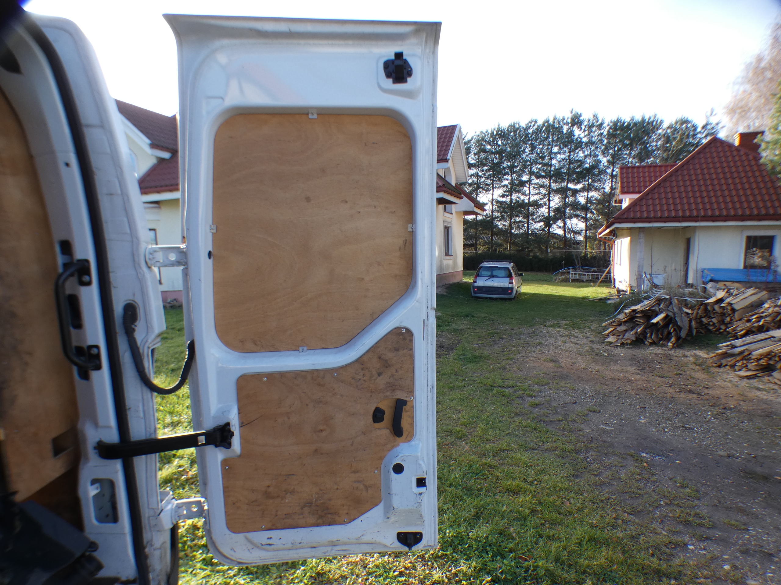Renault Master III IV door rear. left right colour DQNC BIALE complete