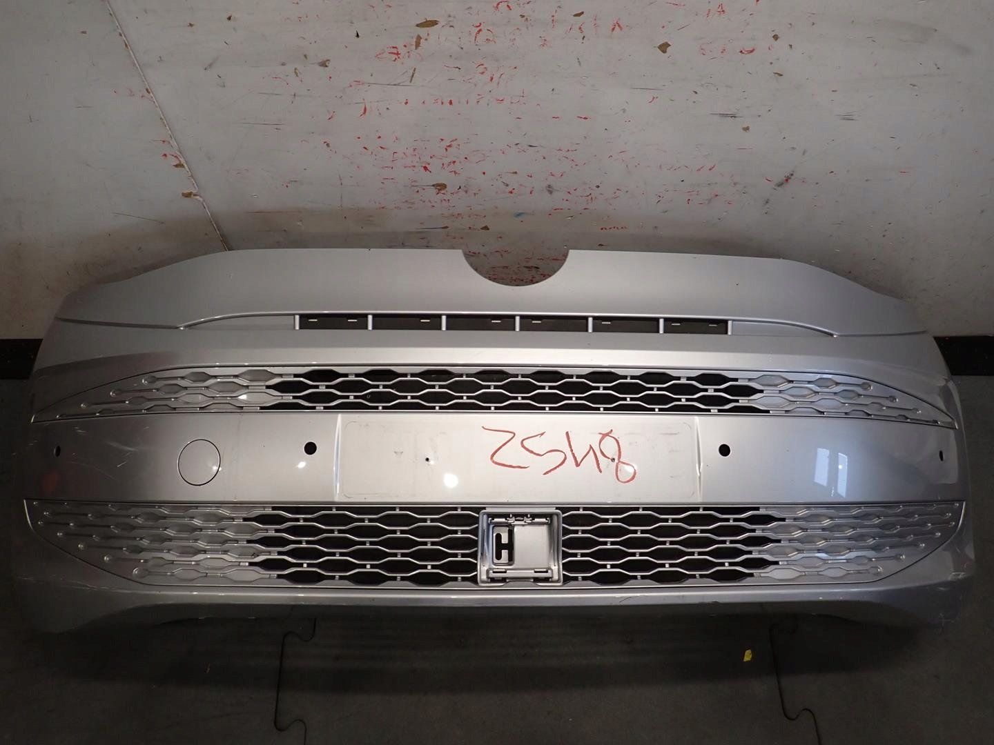 bumper front front VW T7 2021- 7T0807221C