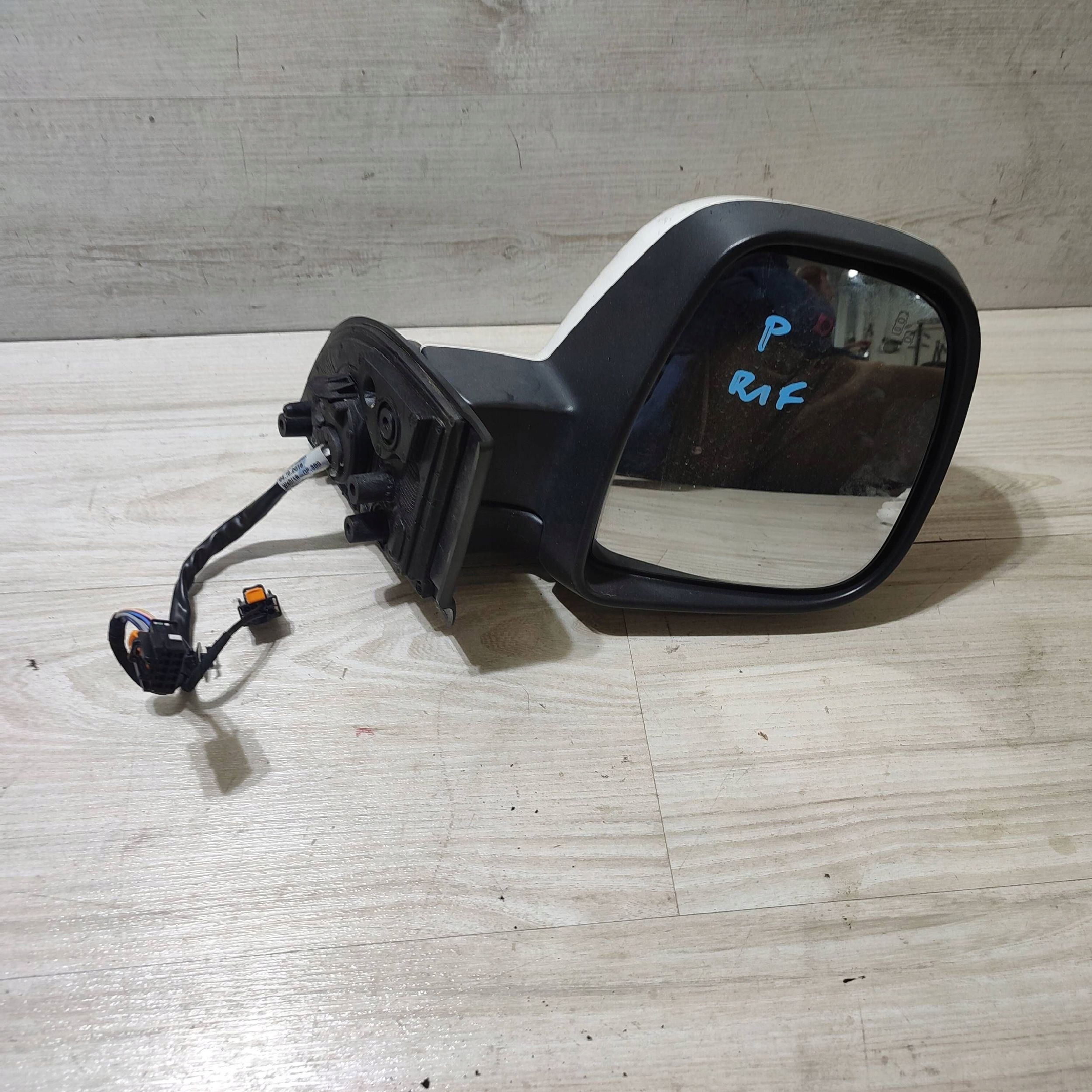 electrics mirror side front side right Peugeot Rifter