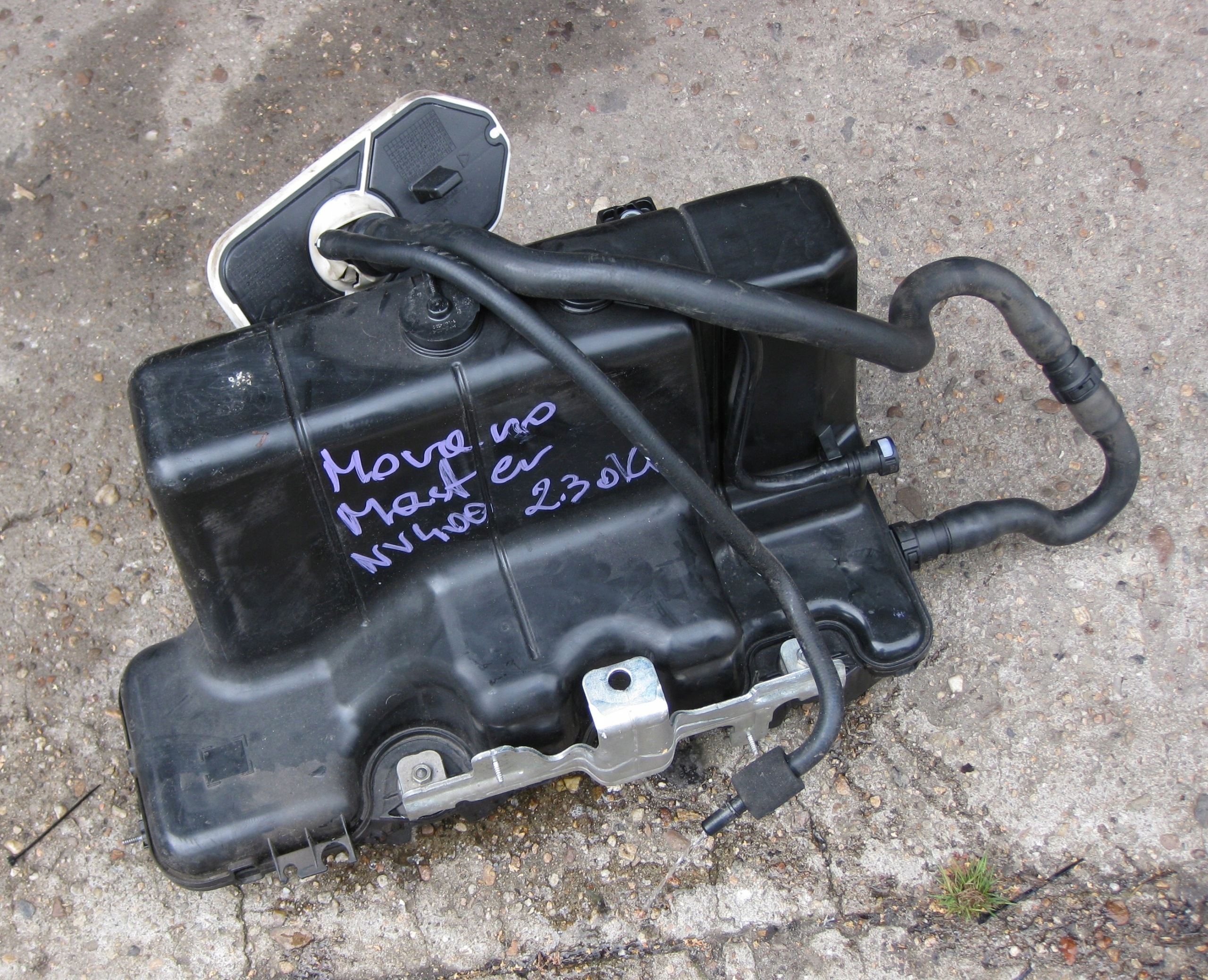RENAULT MASTER III tank ADBLUE complete pump 208S85661R