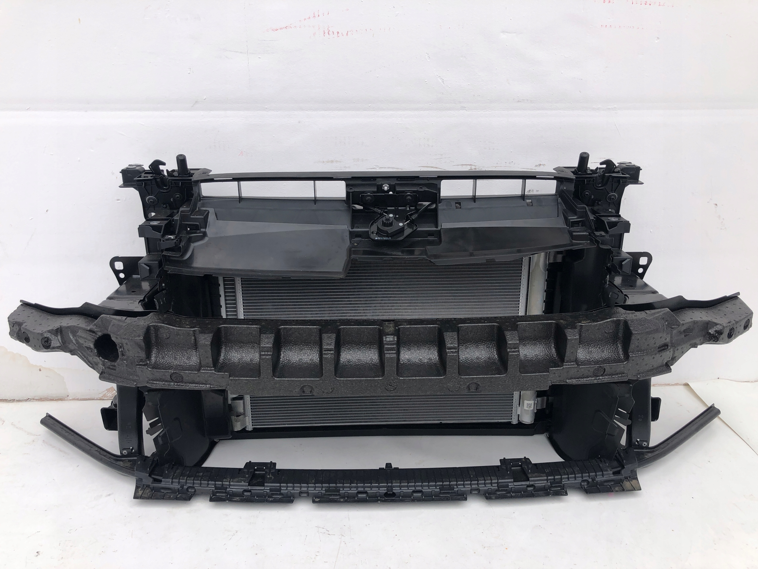 Pas przedni chłodnice wentylator VW ARTEON 2.0 TDI Numer katalogowy części 3G8805588