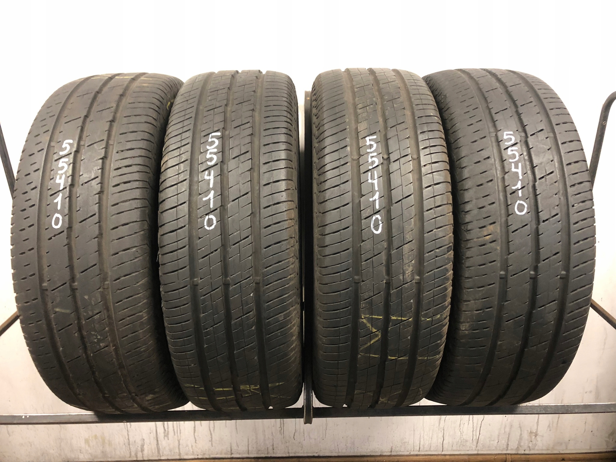 CONTINENTAL VANCO 2 235/65 / 16C (55410)