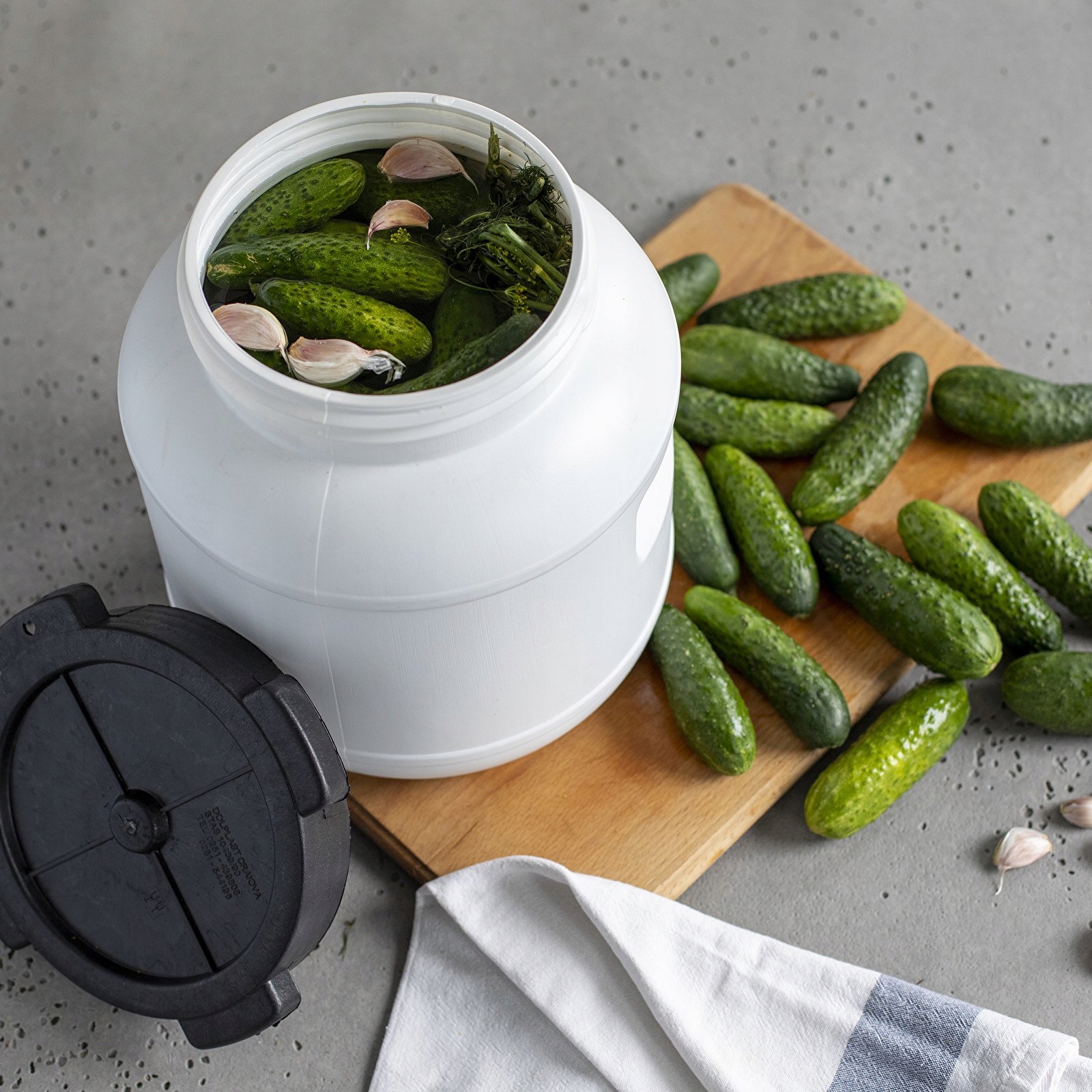 Beczka 10L na kapustę ogórki przetwory do peklowania ATEST szeroki otwór Waga produktu z opakowaniem jednostkowym 0.64 kg