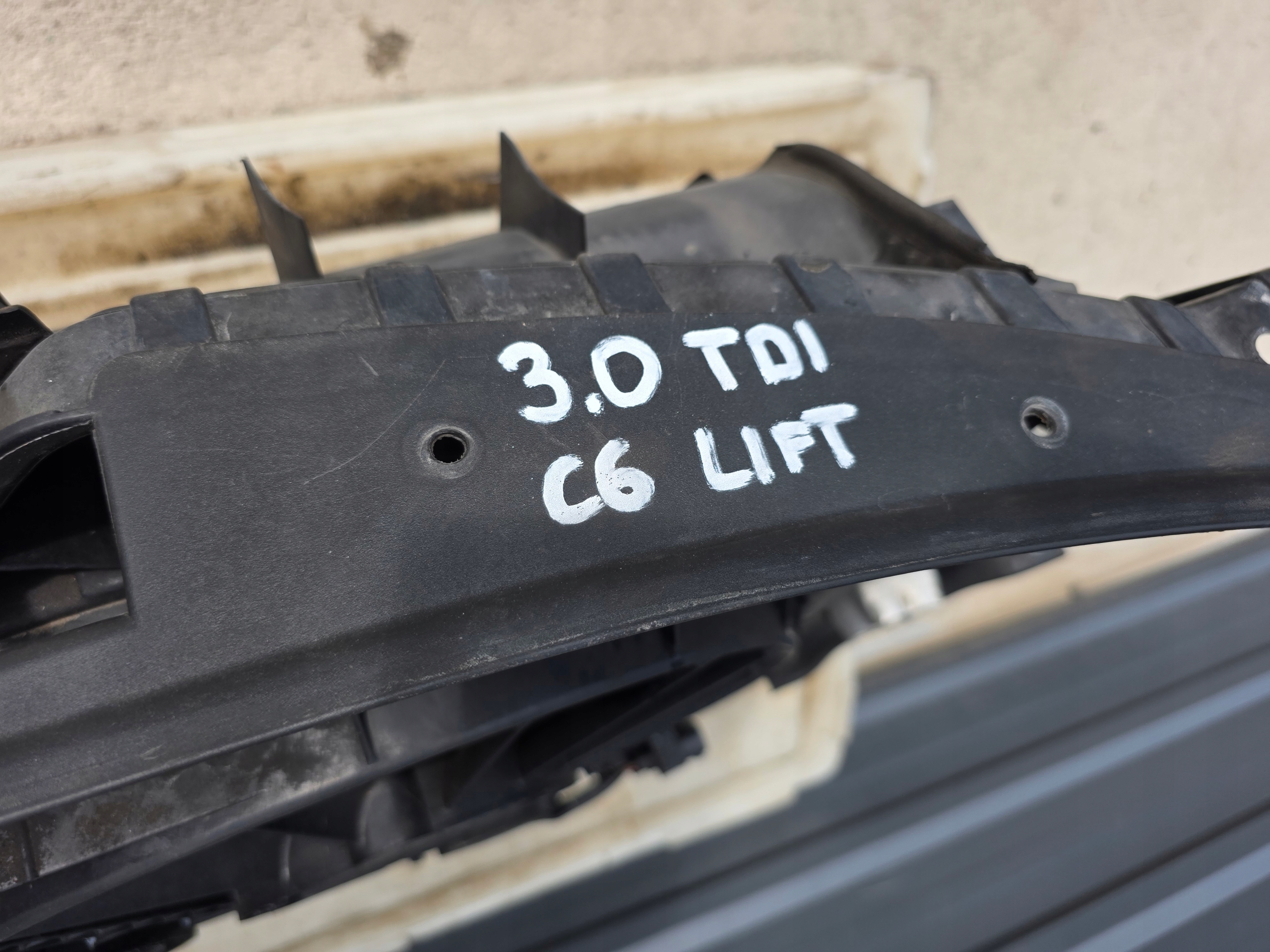 support panel for radiators complete AUDI A6 C6 LIFT 2008-2011 3.0 TDI AUTOMAT original !!