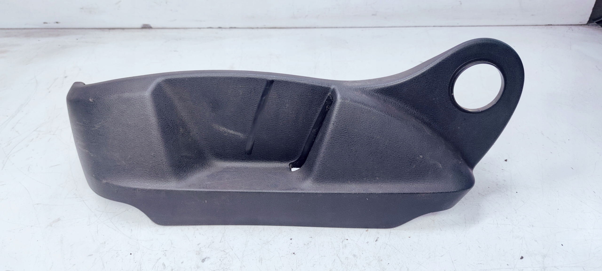cover spoiler seat left AUDI Q3 8U 5N0881313S