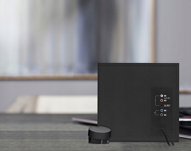 LOGITECH Z533 2.1 60W RMS ZESTAW GŁOŚNIKÓW Z SUBEM Kod producenta 980-001054