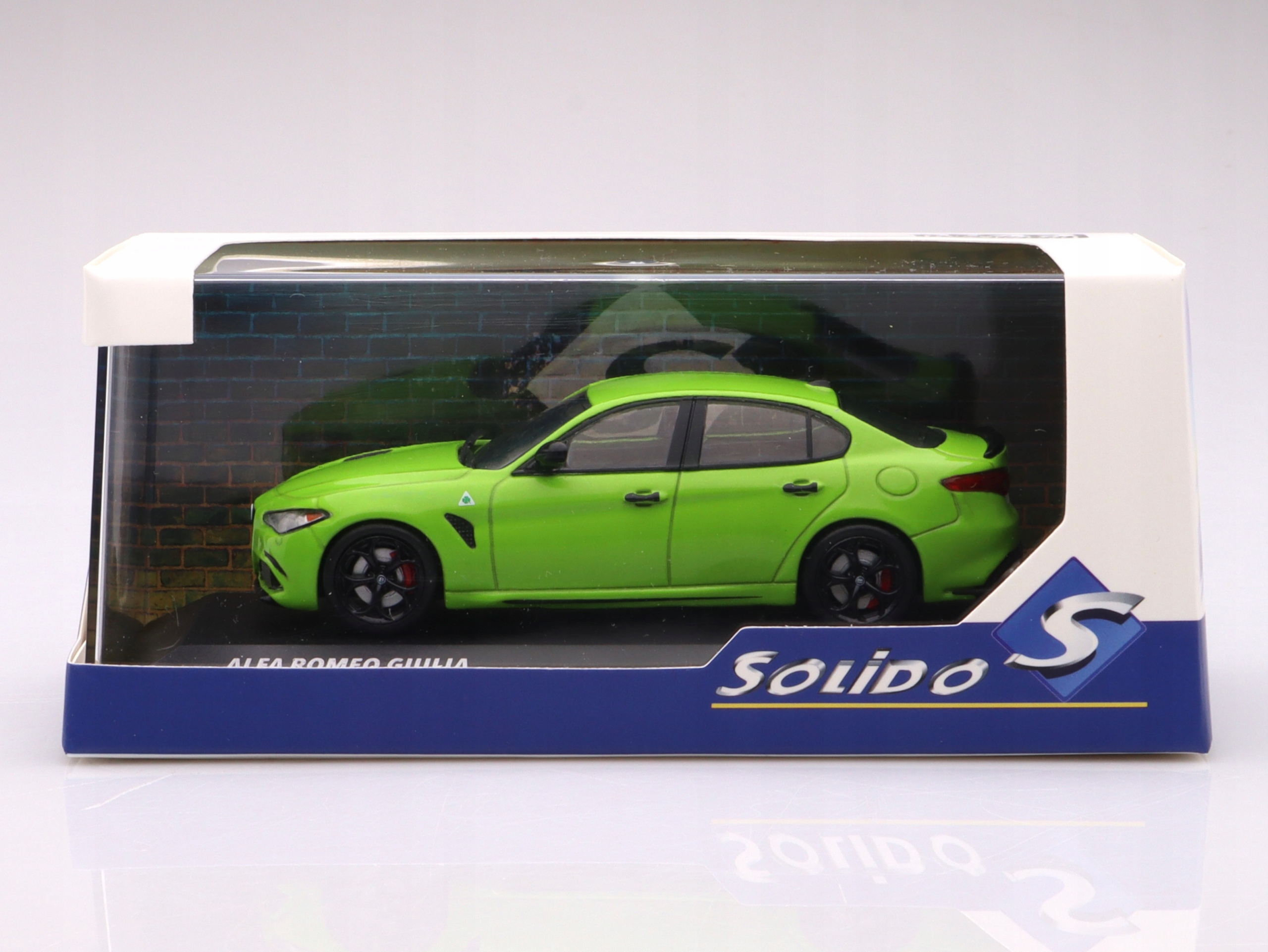 Model samochodu Alfa Romeo Giulia Quadrifoglio - 2020, green Solido 1:43 Model Alfa Romeo