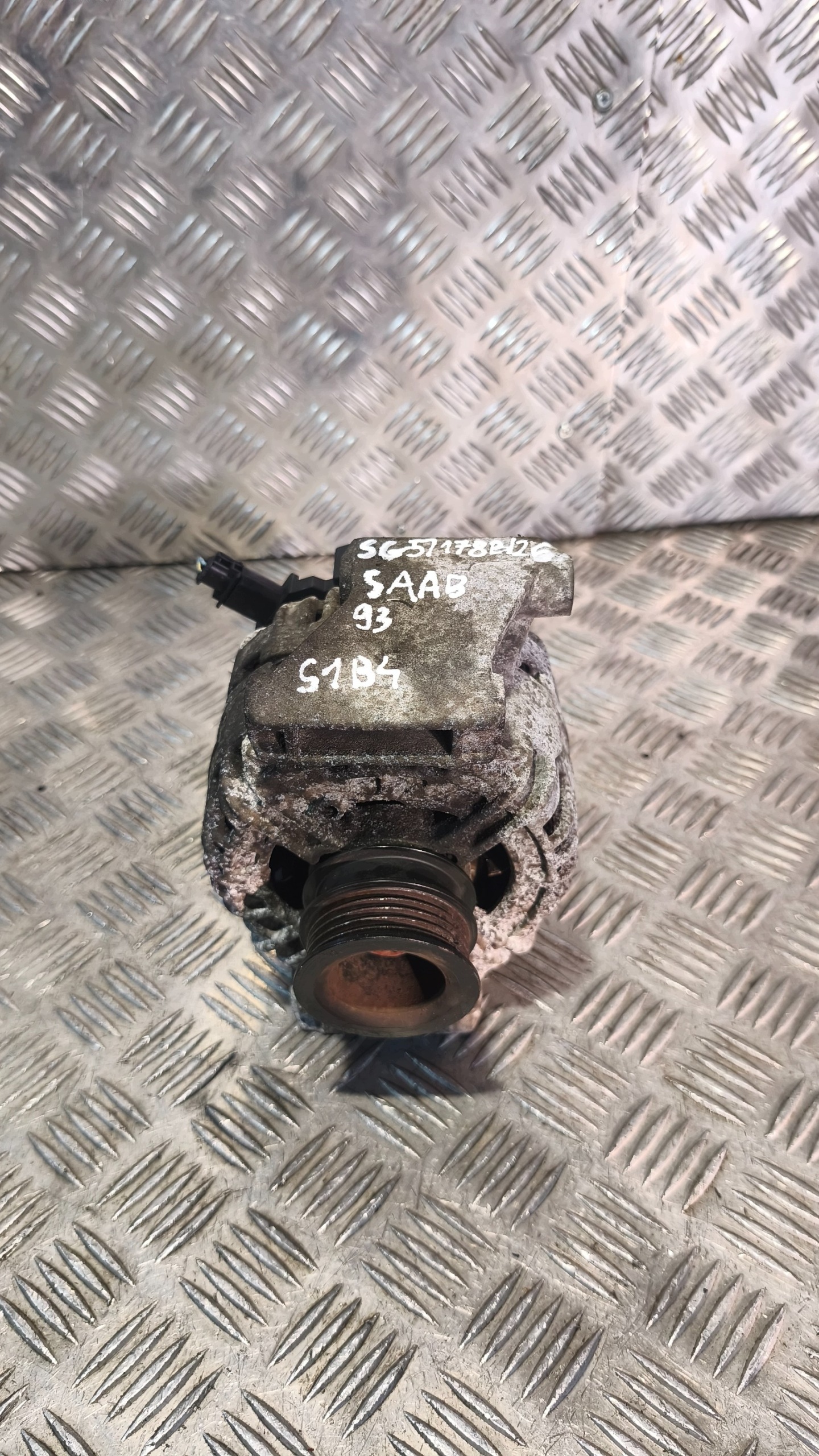 alternateur SAAB 93 1.8B 0124425065 120A
