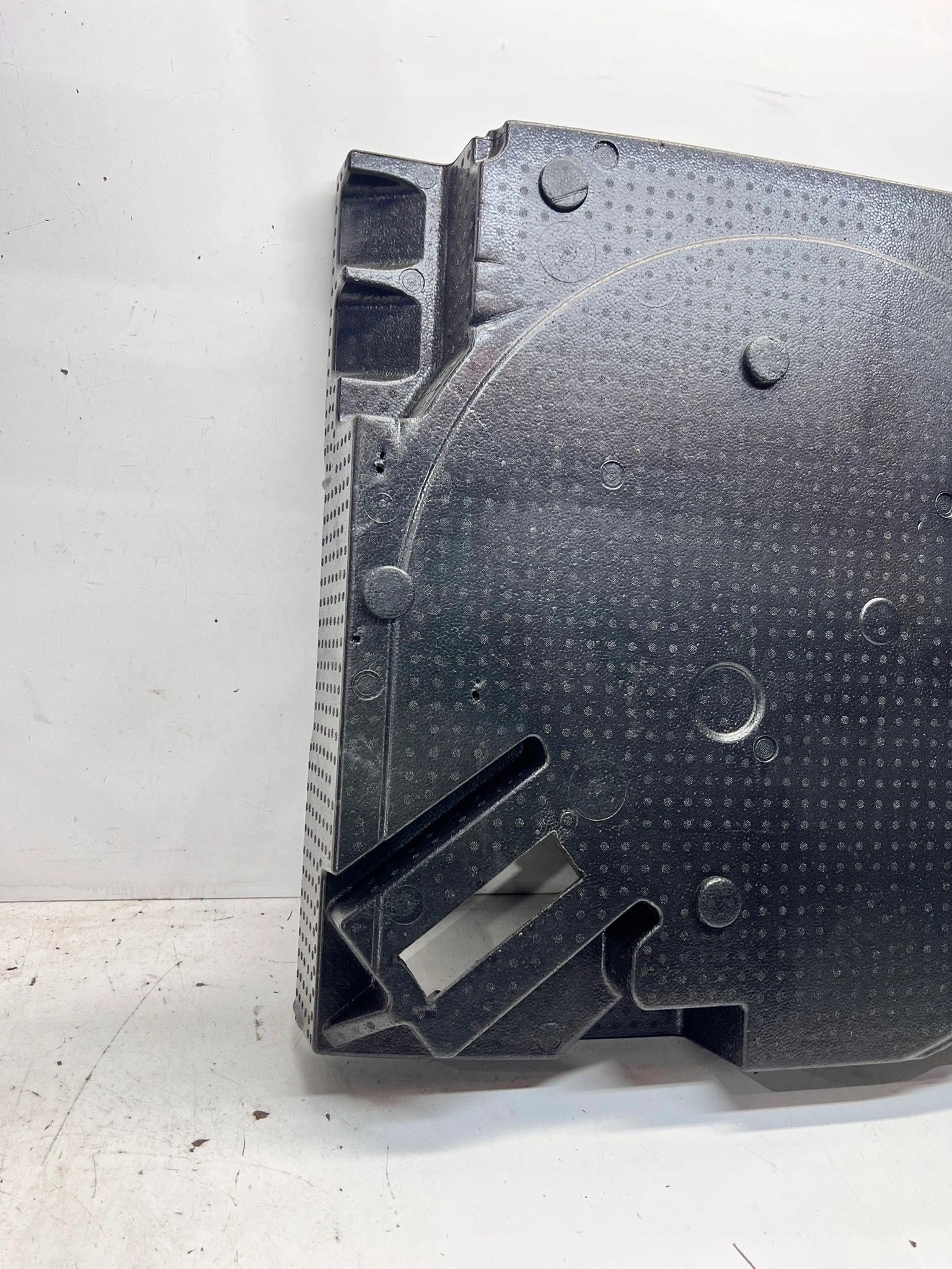 WKLAD polystirene boot AUDI Q3 8U 8U0012109D