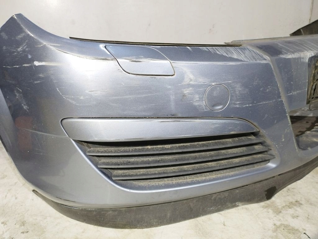Opel Astra III H 3 nárazník předek přední Z167