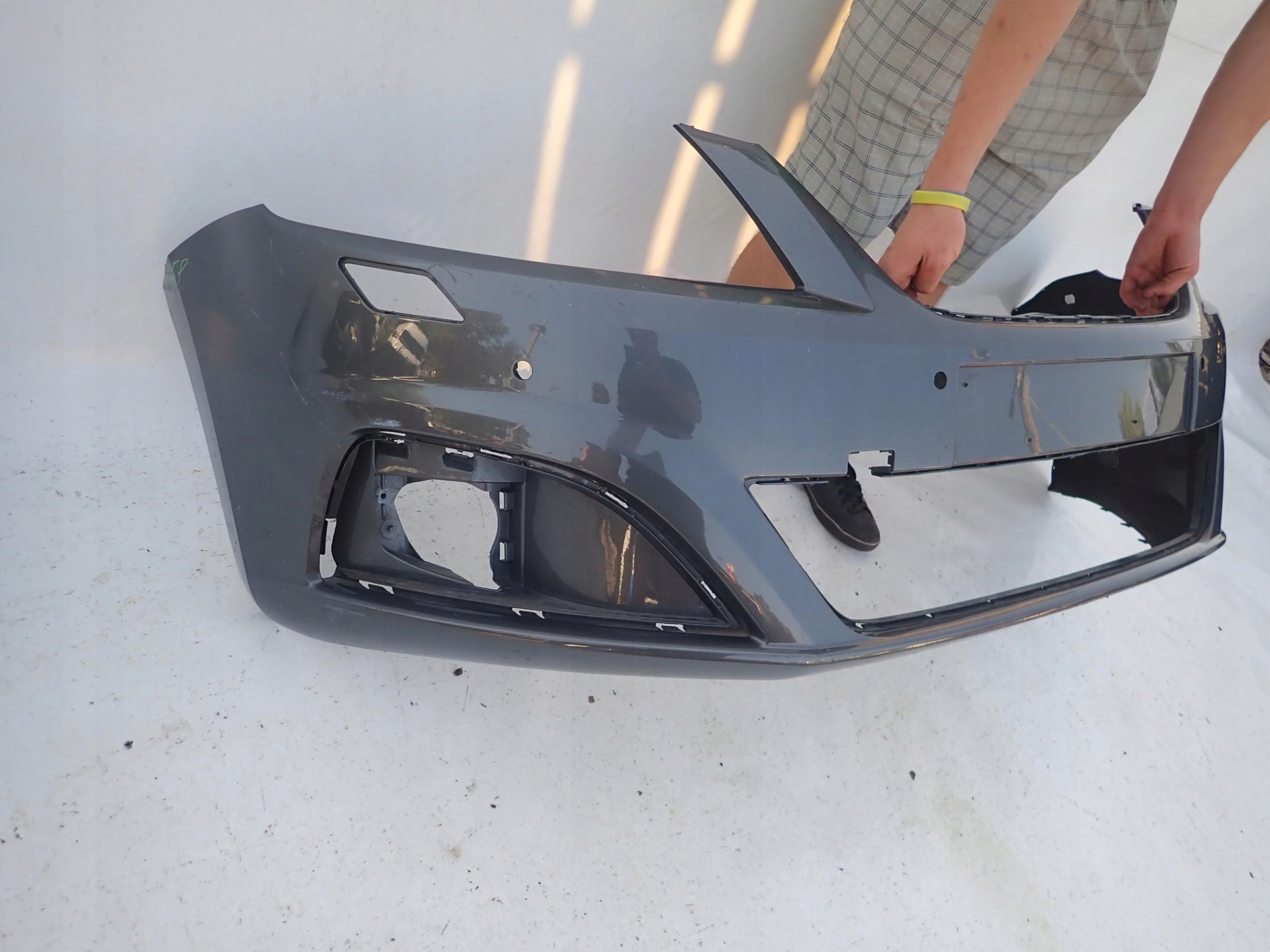 SEAT ALHAMBRA 10-> bumper front washers PDC
