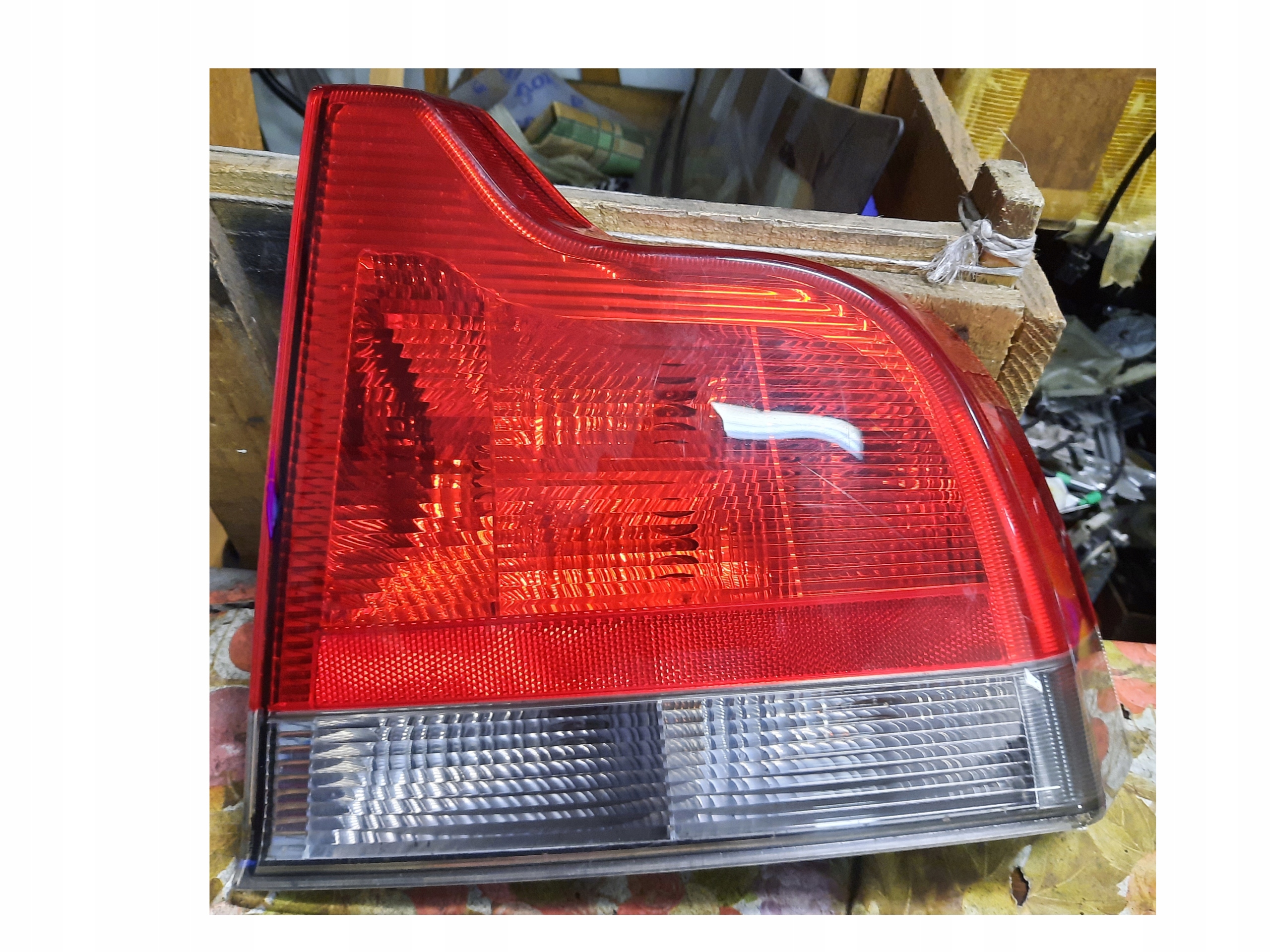 фонарь volvo S60 2000-2004 правый
