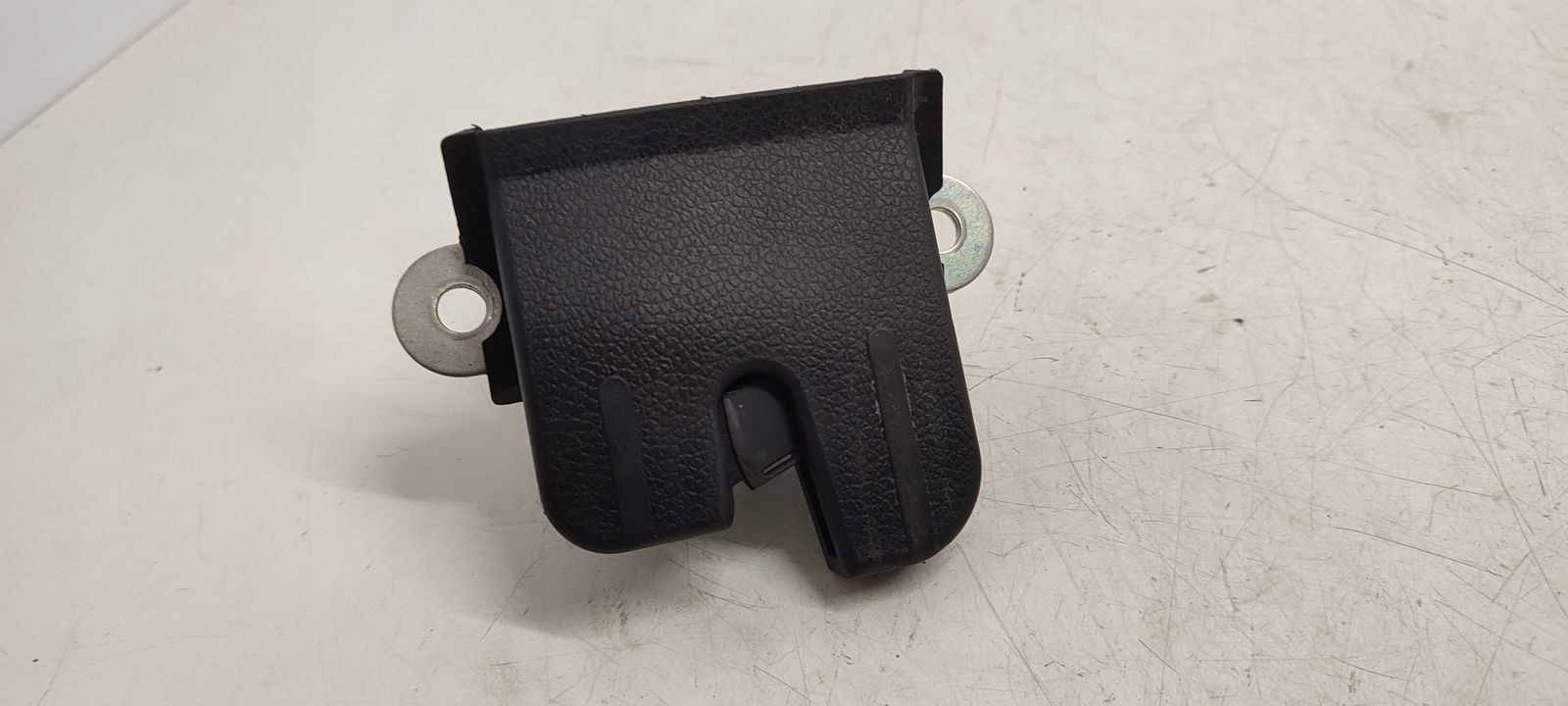 lock bonnet boot VW Golf VI 1,2 TSI