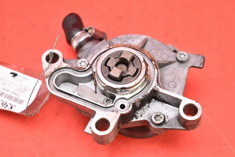 POMPA VACUM WAKUM 038145101B VW GOLF 4 IV 1.9 TDI 99R