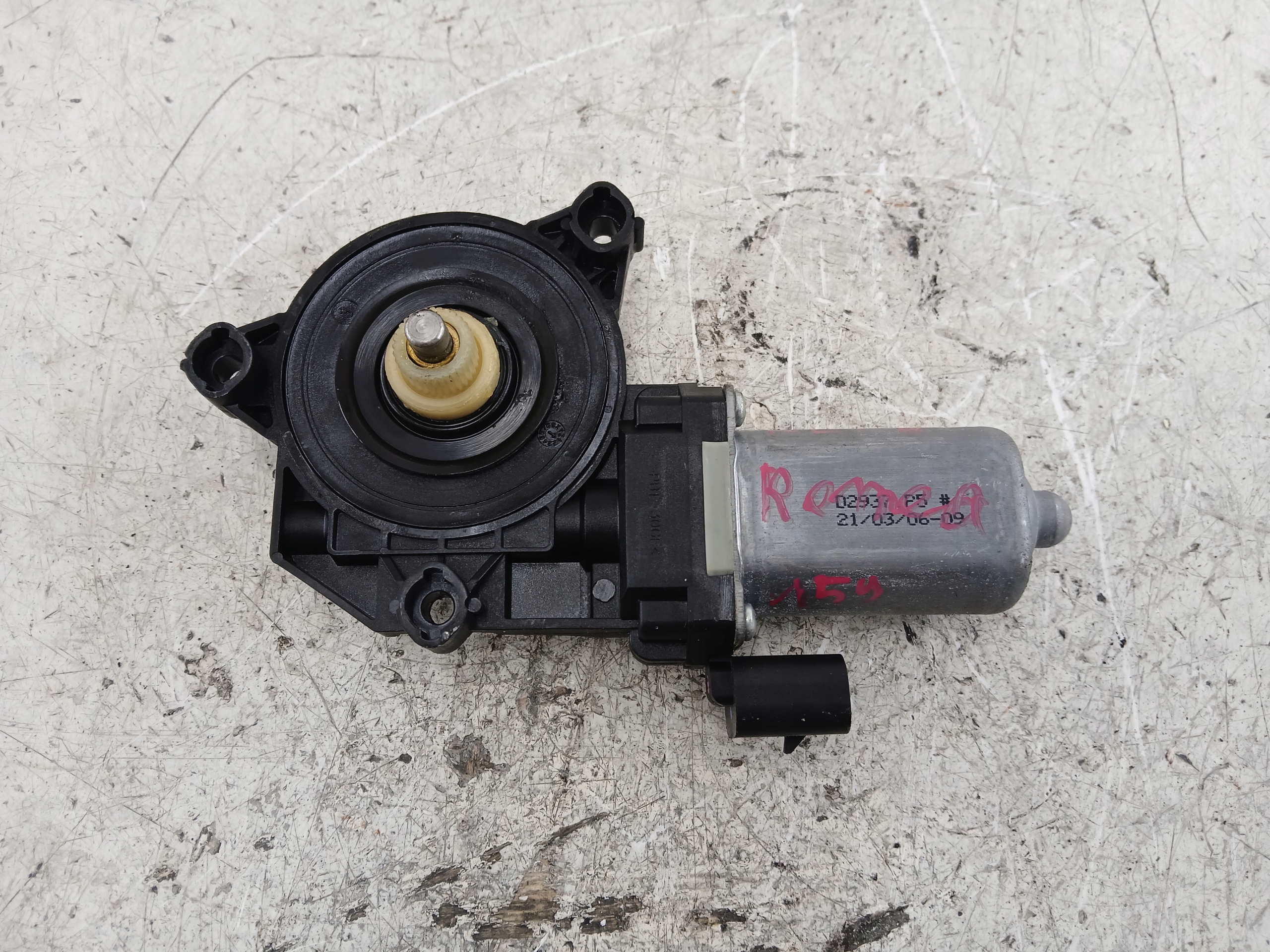 ALFA ROMEO 159 mini motor windows right front D2935.P8