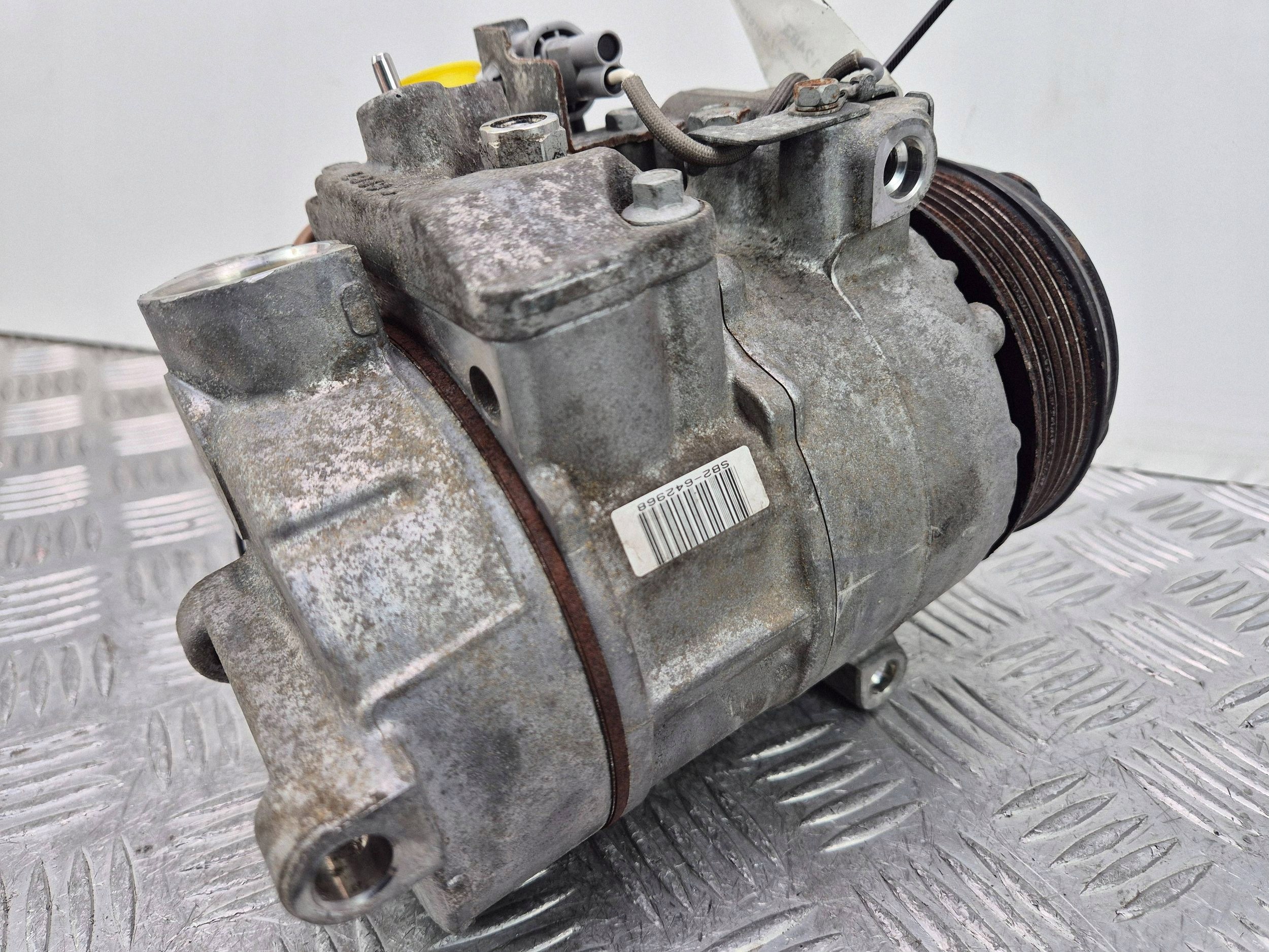 Mercedes E220 CDI C207 W207 Klimakompressor klimaanlage A0008302600