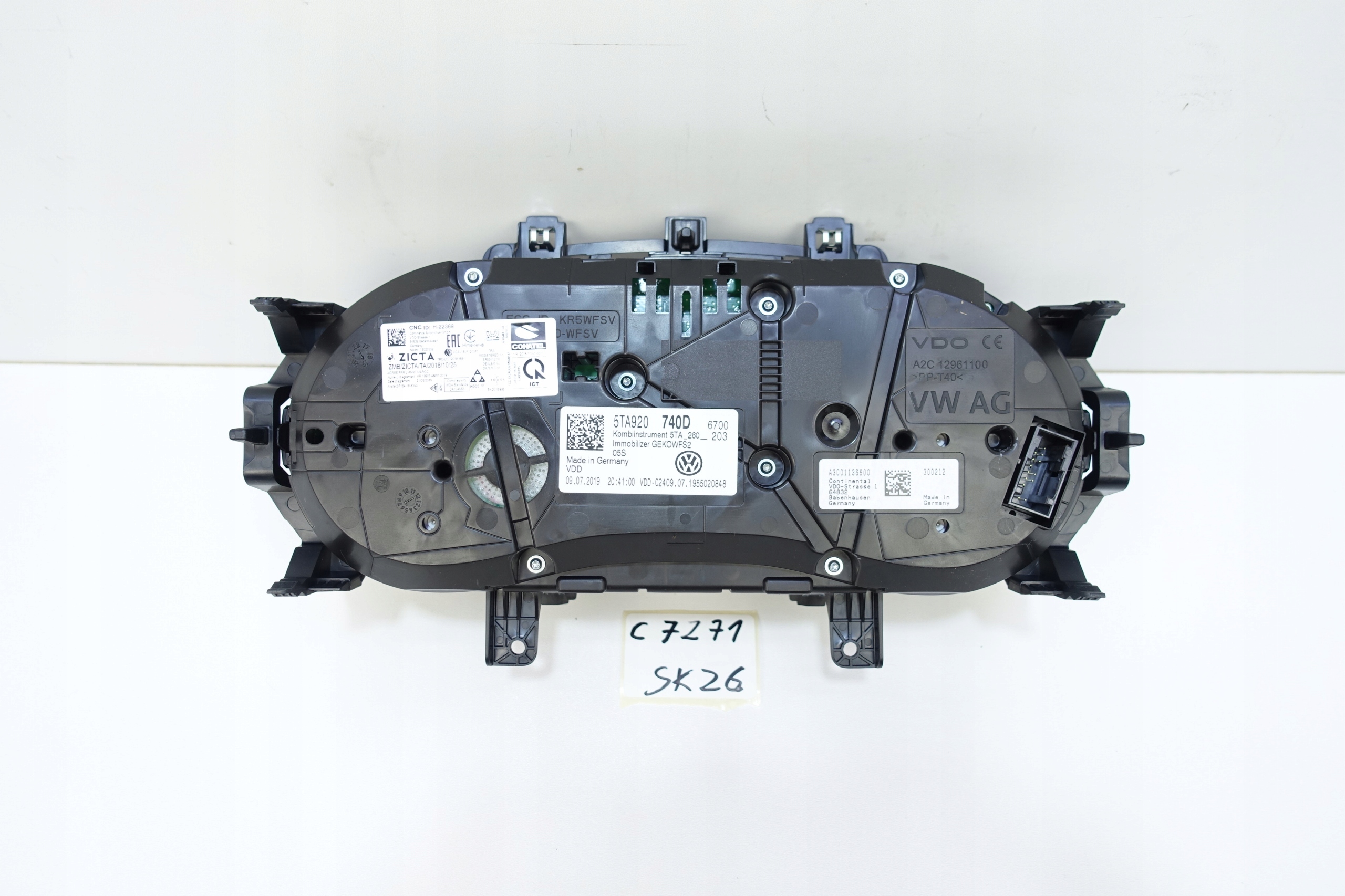 dials dials VW TOURAN III 5TA 8108KM 5TA920740D