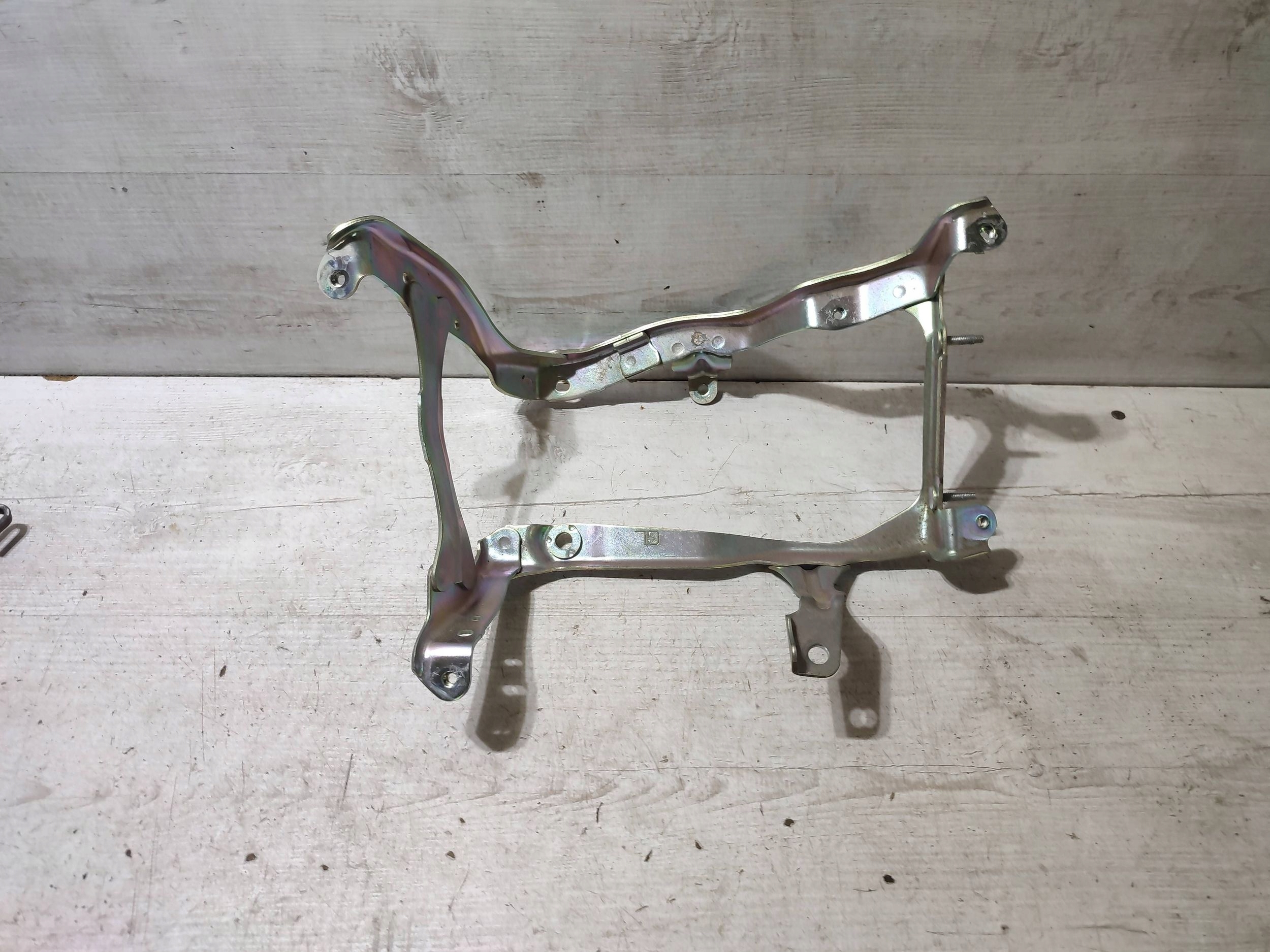 Lexus RC 2019 Halter Halter des Antriebs elektrisch