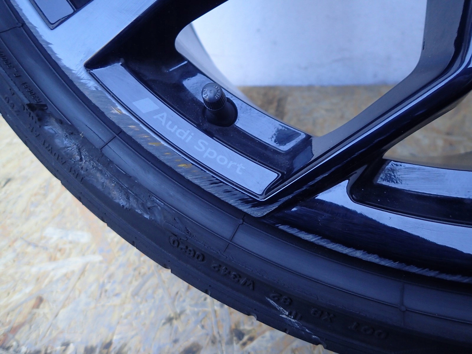 disk AUDI RS4 B9 20\ 9J 5x112 ET22 8W0601025FT
