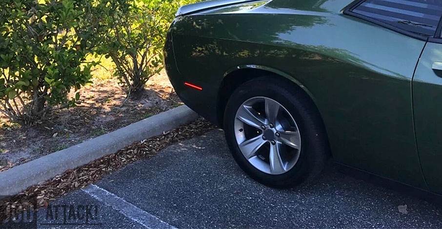 Obrysy Obrysowki LED Przod Tyl CHALLENGER 2015 21 Light Source LED