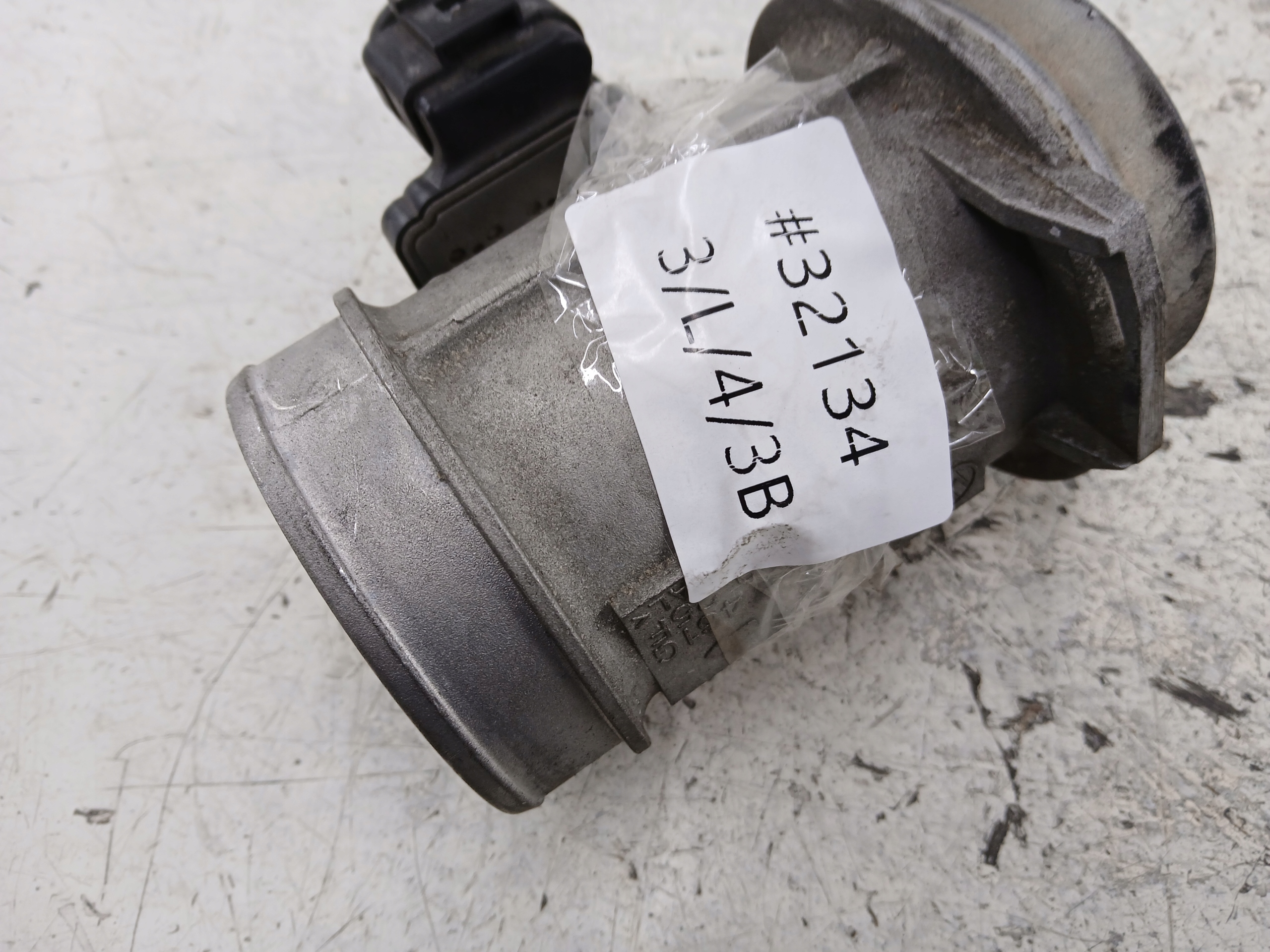 AUDI A6 C5 A4 B6 2.5 TDI flow meter 059906461G
