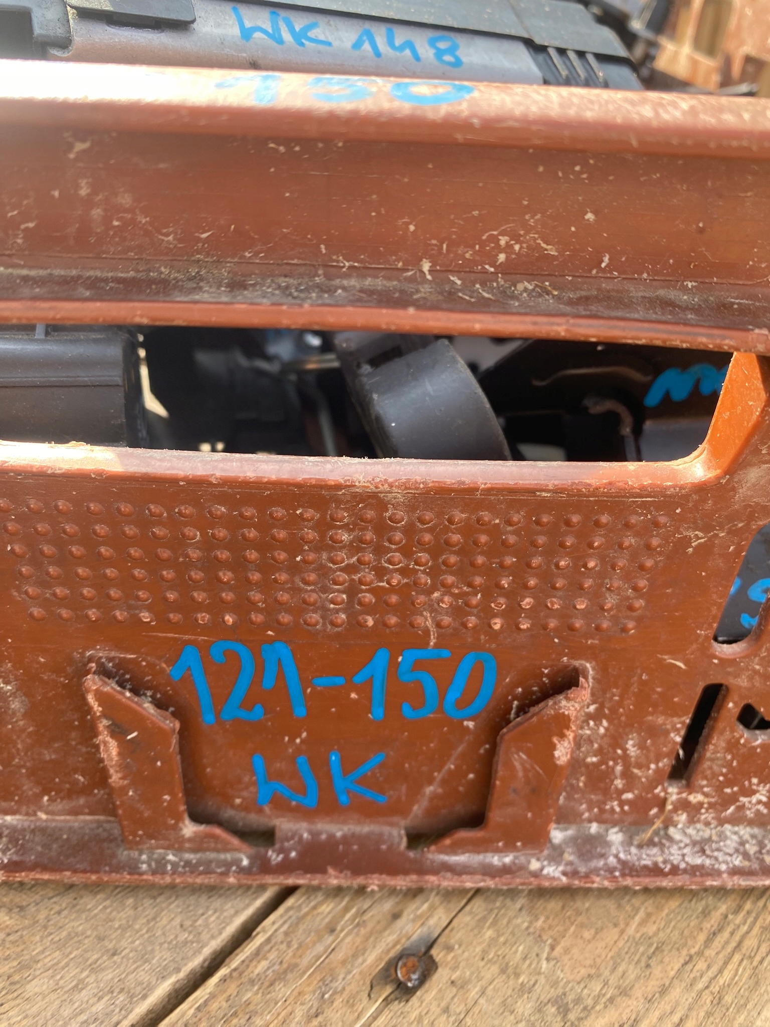lock bonnet boot rear part rear VW Touareg and 7L 7L6827505