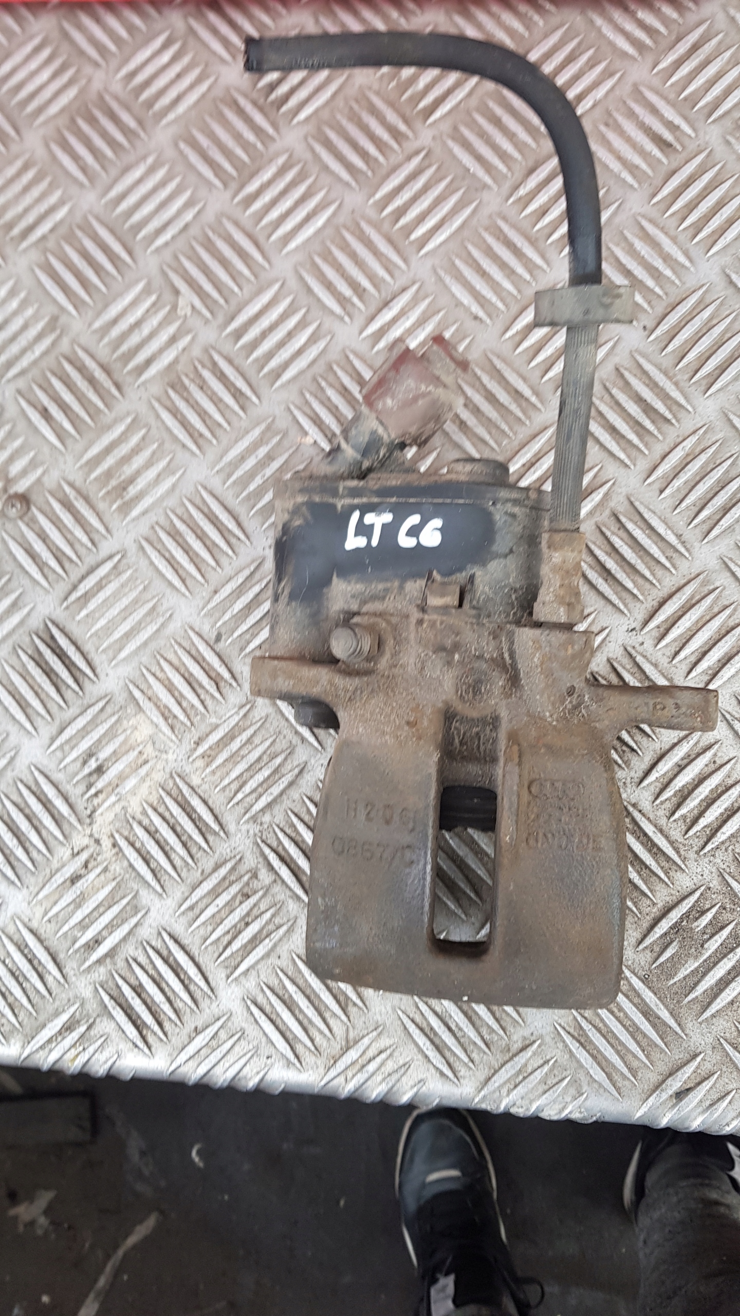 AUDI A6 C6 4F 3.0 TDI caliper brake rear part left mini motor electrical