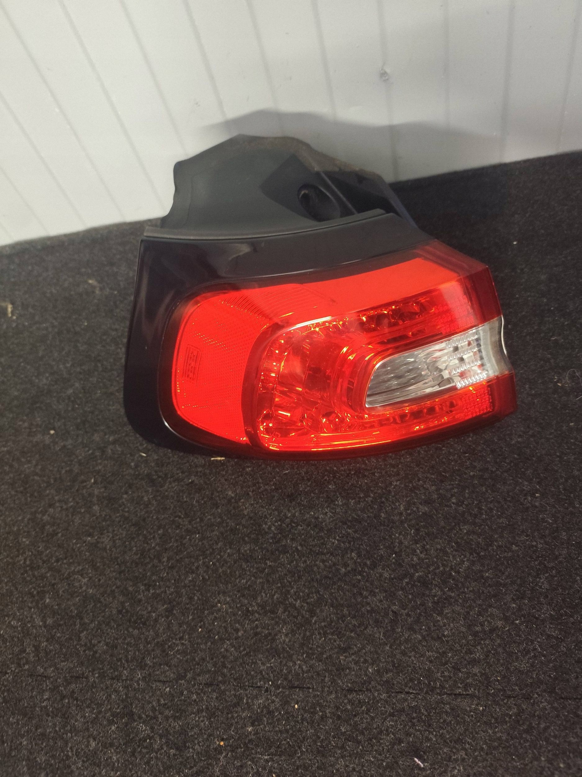 JEEP CHEROKEE KL licht hinten links 68102907AF