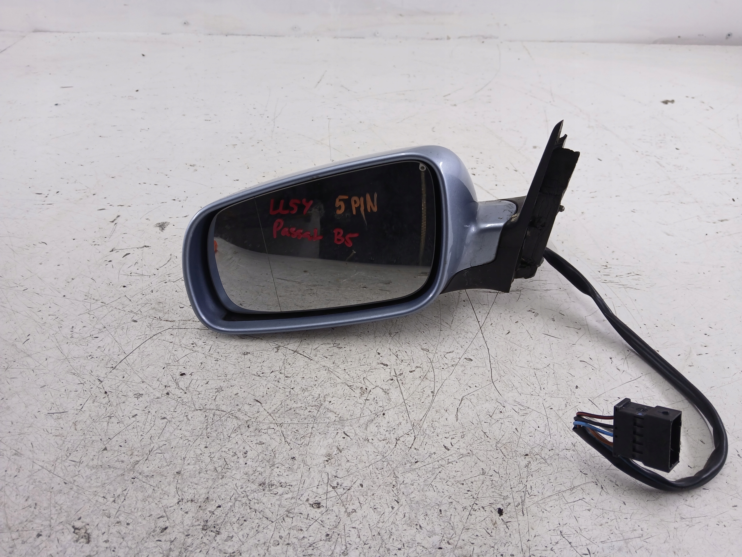 VW PASSAT B5 Spiegel links 5 PIN LL5Y