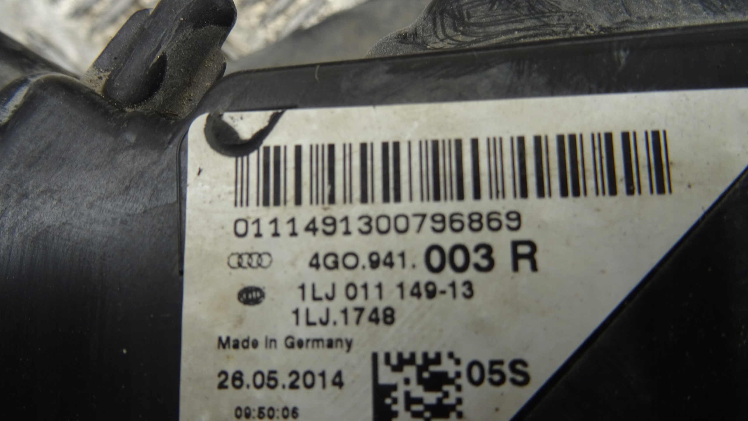 AUDI A6 C7 light reflektor left front cala ANGLIK
