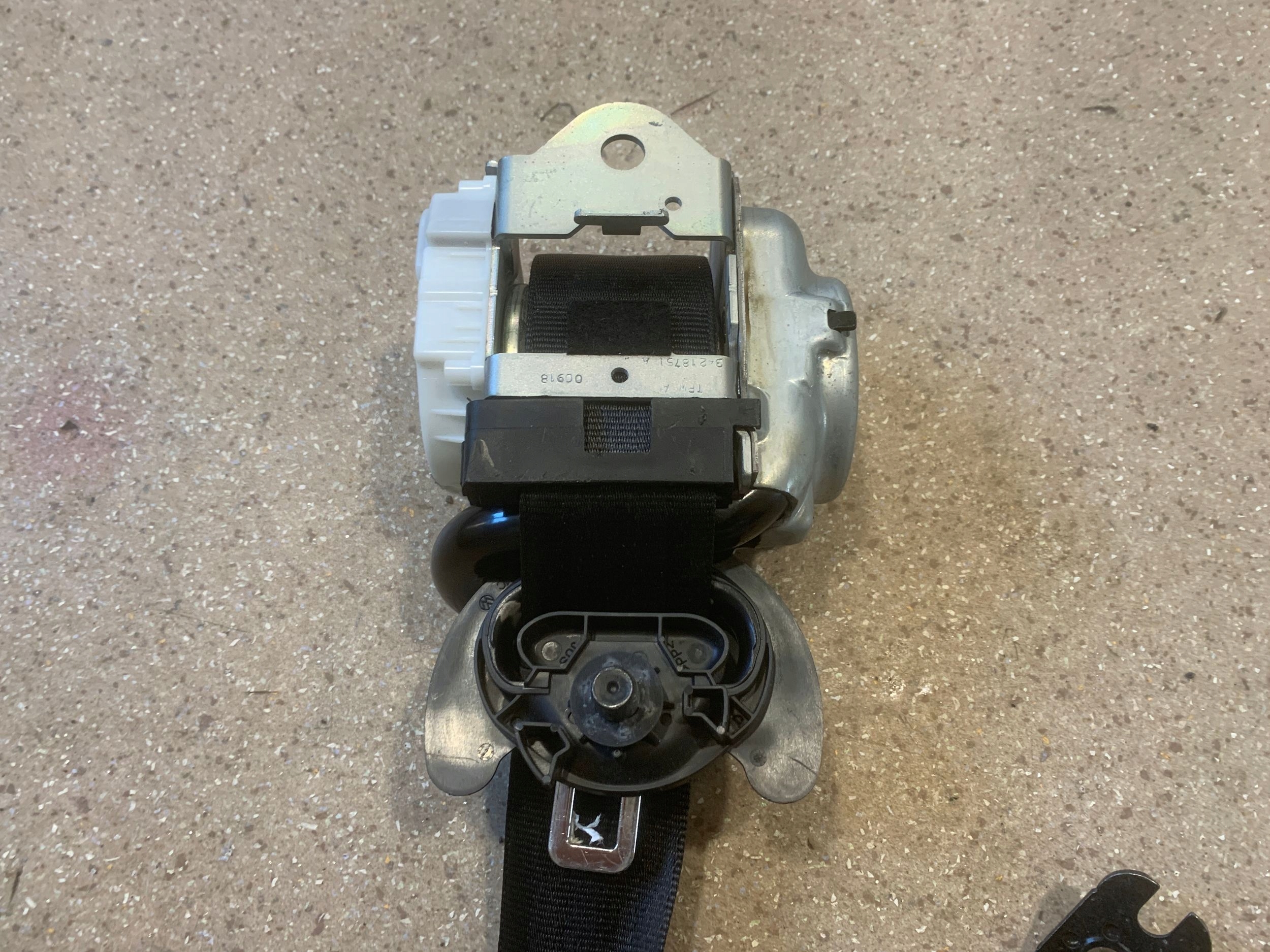 Q7 4M II ремень безопасности оригинал 4M0857805E