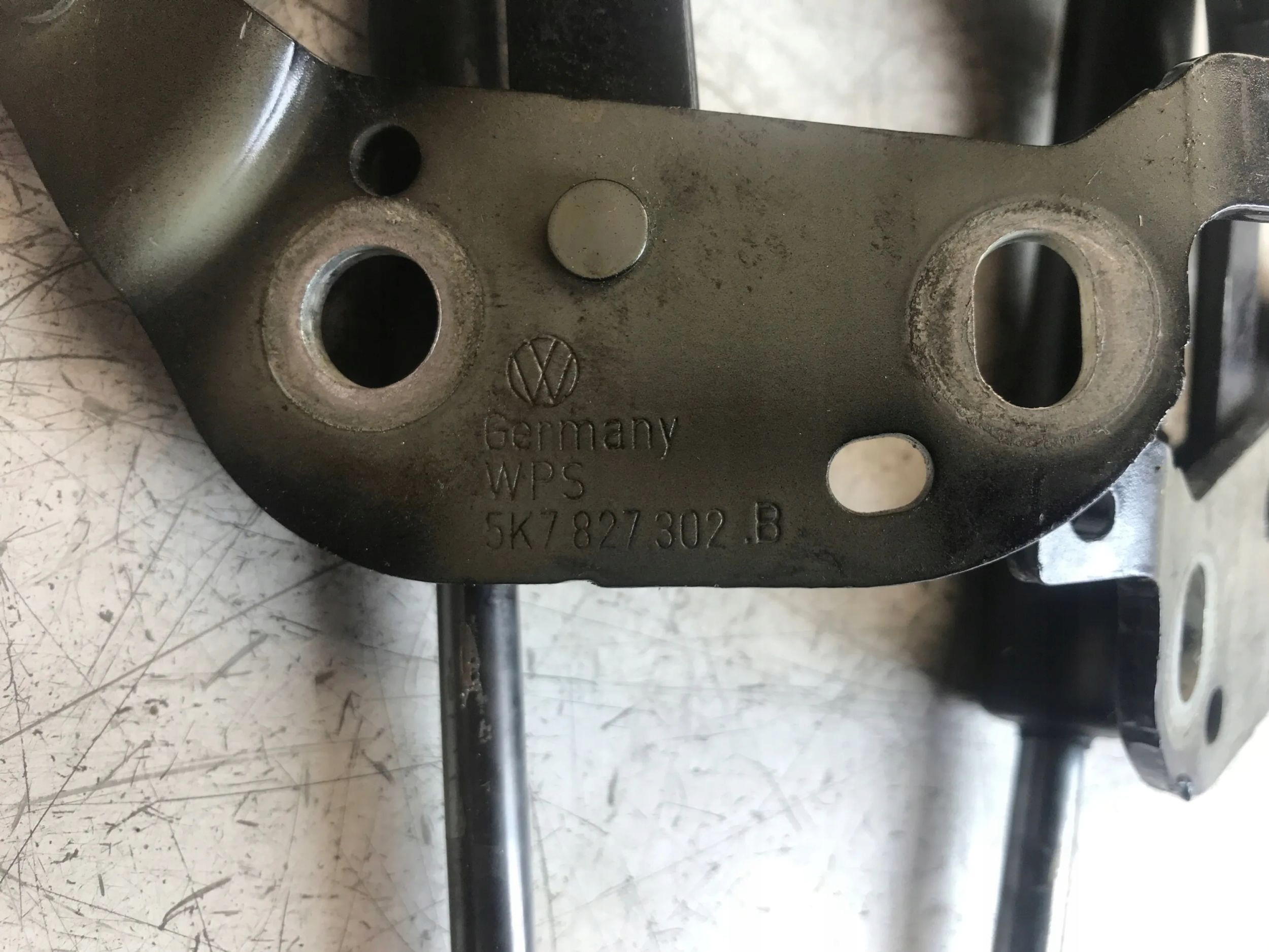 hinge hinges bonnet left right VW GOLF VI
