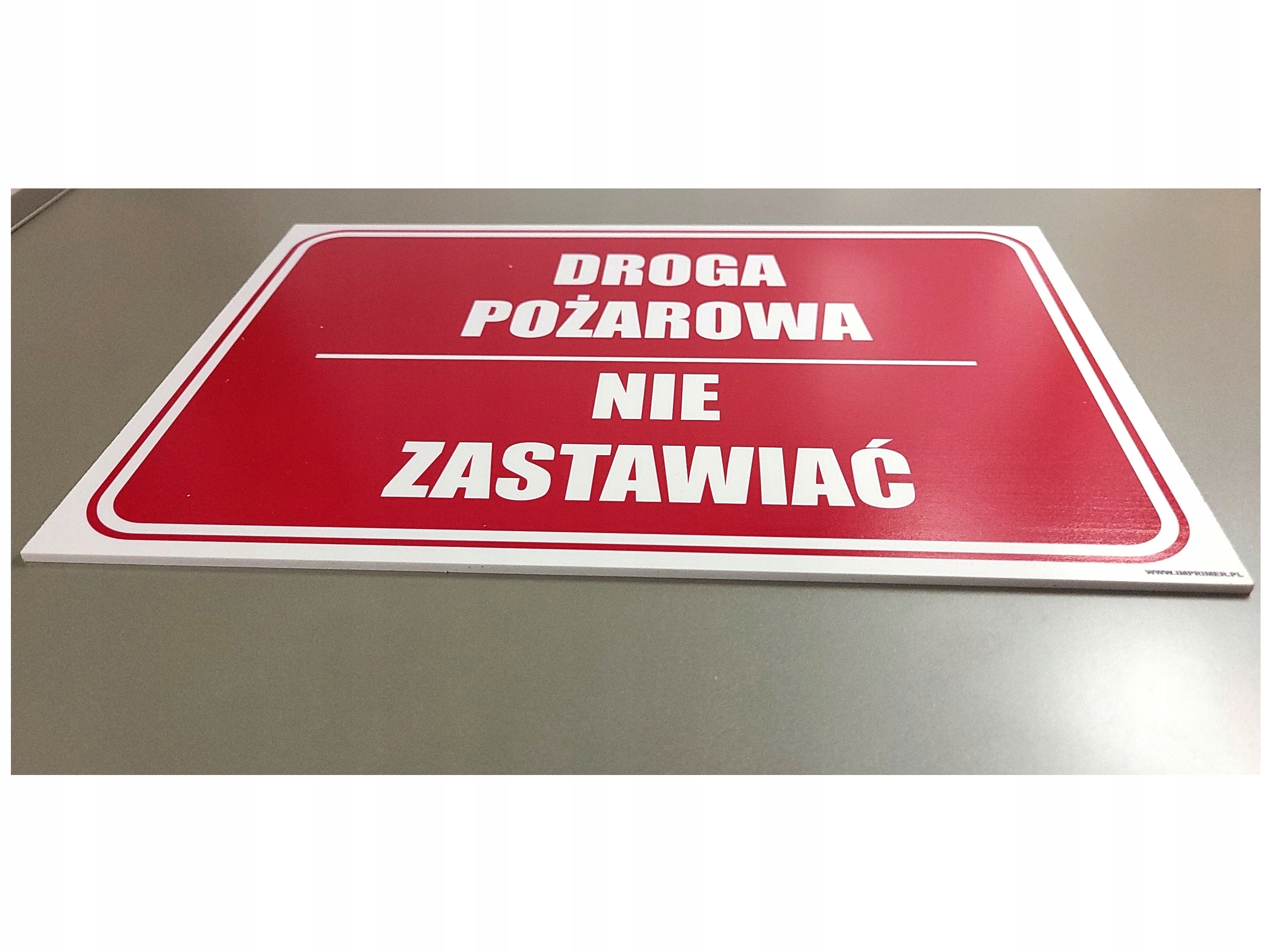 Tabliczka DROGA POŻAROWA NIE ZASTAWIAĆ 30X20cm Kod producenta BBFC-133D0_20220910110015