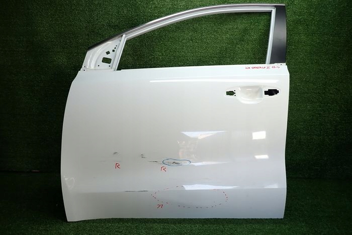 KIA SPORTAGE IV 15- door left front front