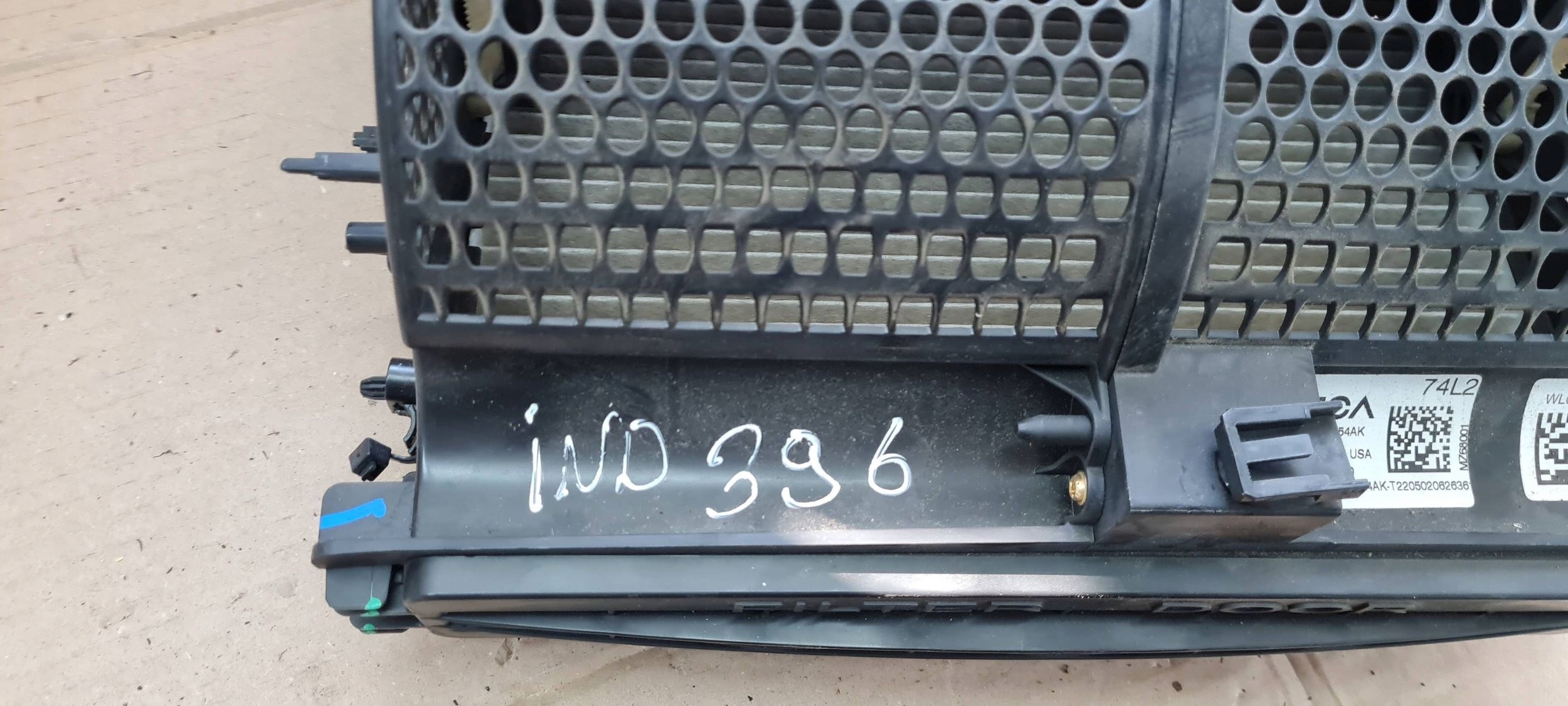 Jeep Grand Cherokee WL 2022 obal topení 68352254AK