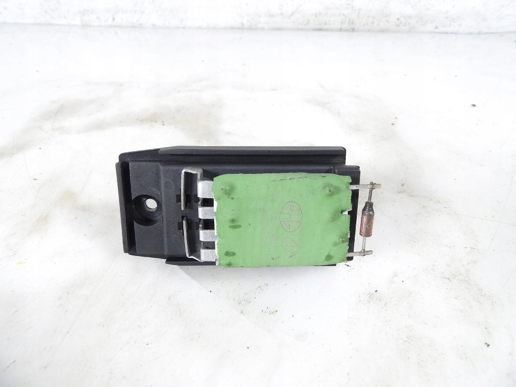 FORD FOCUS MK1 heater fan resistor 665045