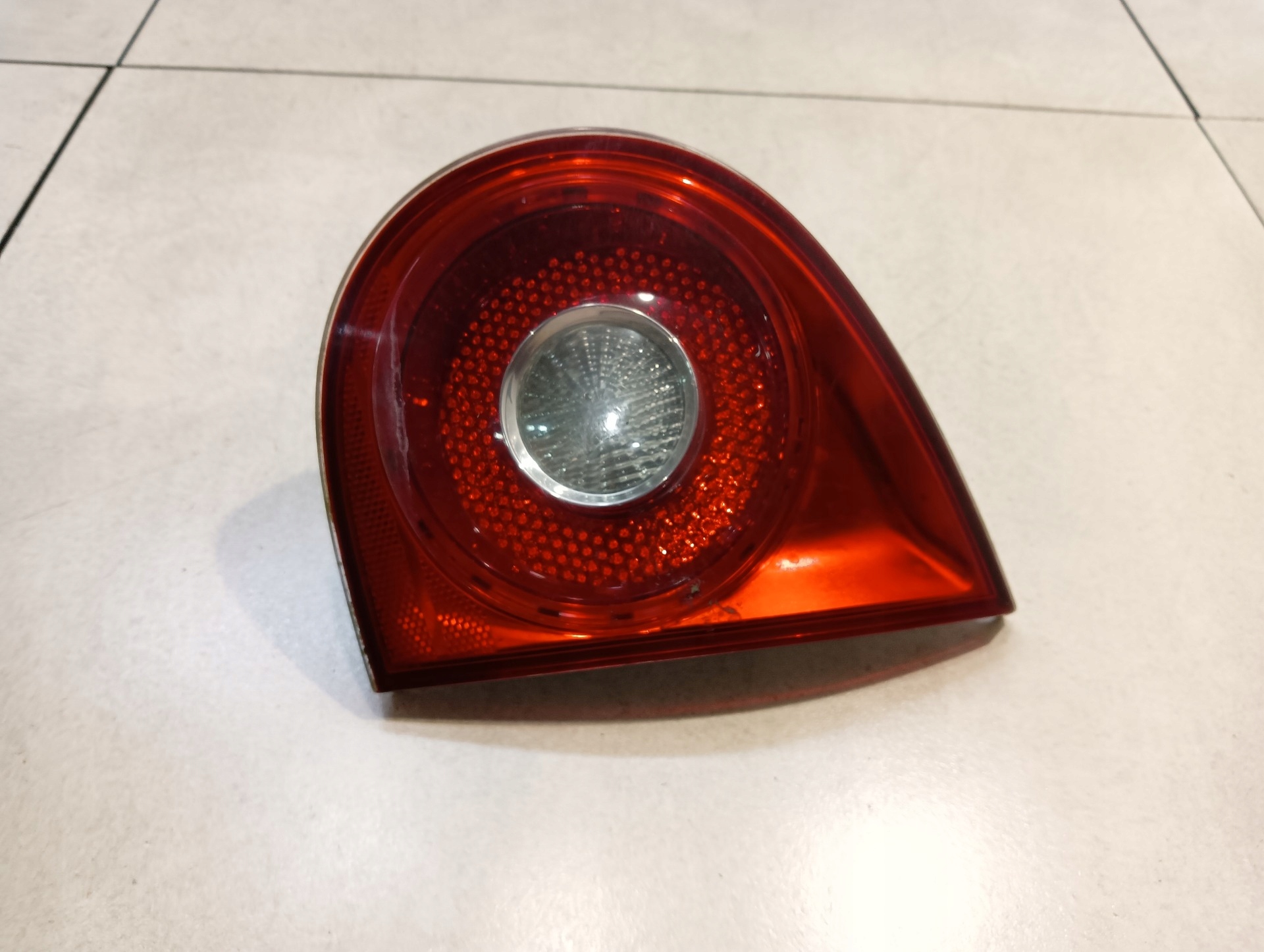 light right rear to the bonnet VW GOLF V 1K6945094J