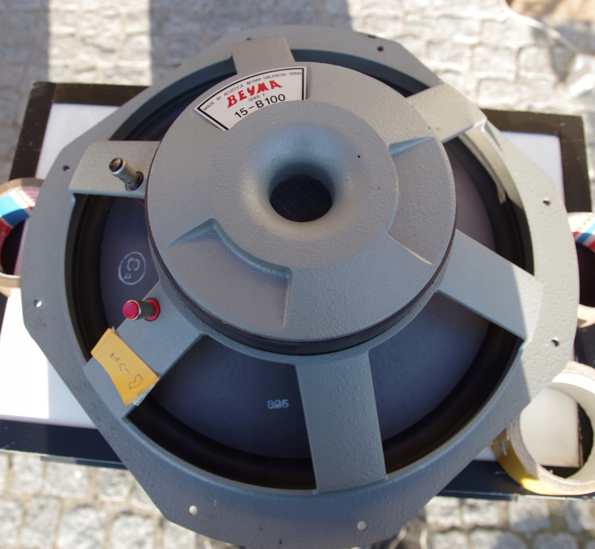 Beyma 15-B100 głośnik basowy, średn 38 cm 15"/ nr2 Model 15-B100