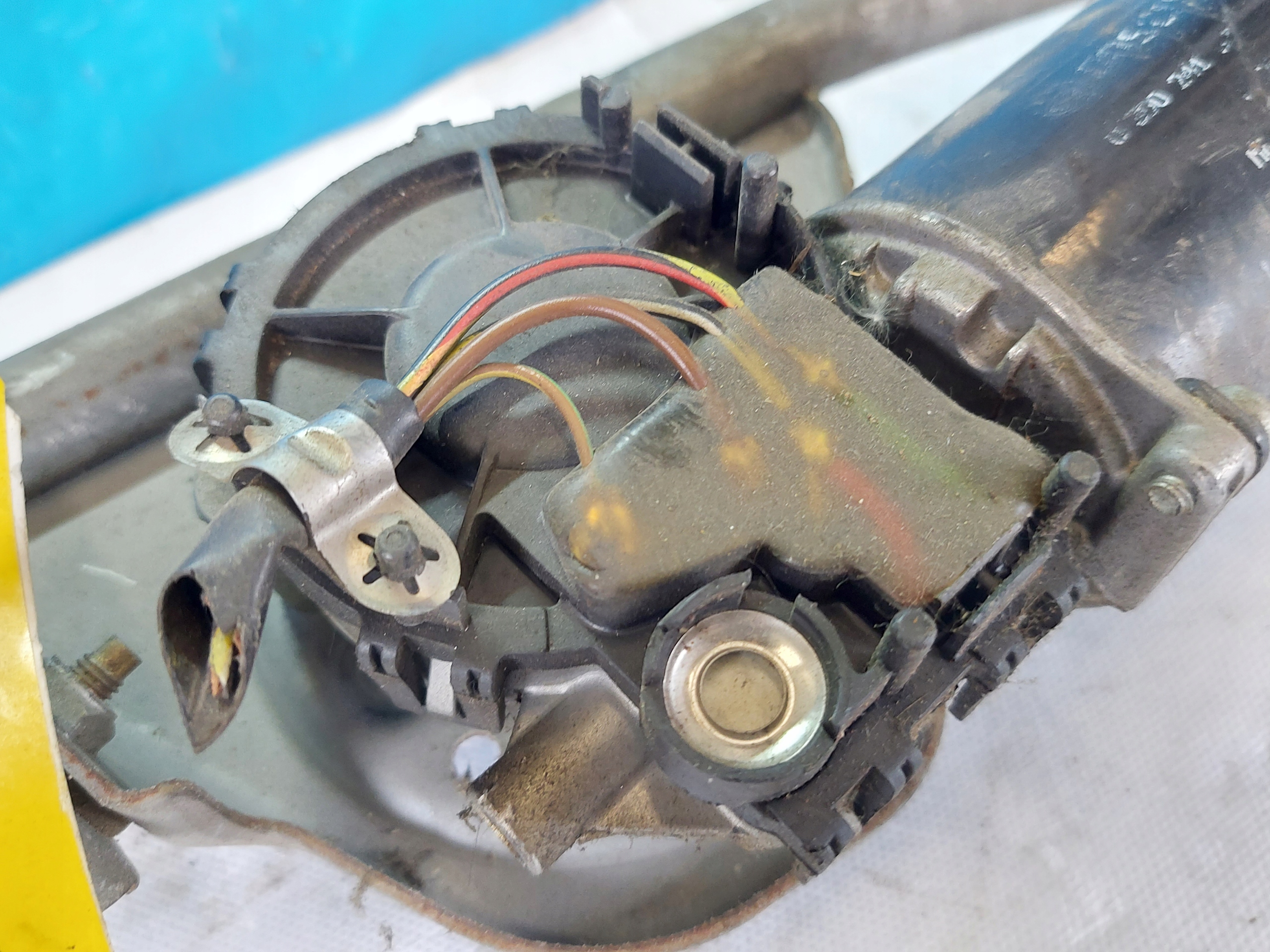 wiper mechanism BMW E36 1387027 front