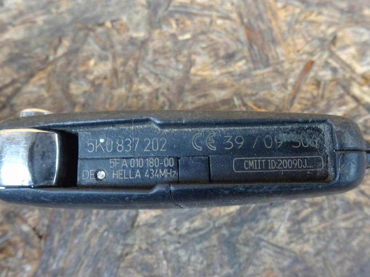 VW GOLF VI 08-12 KLUCZYK PILOT OEM 5K0837202 Producent części Volkswagen OE