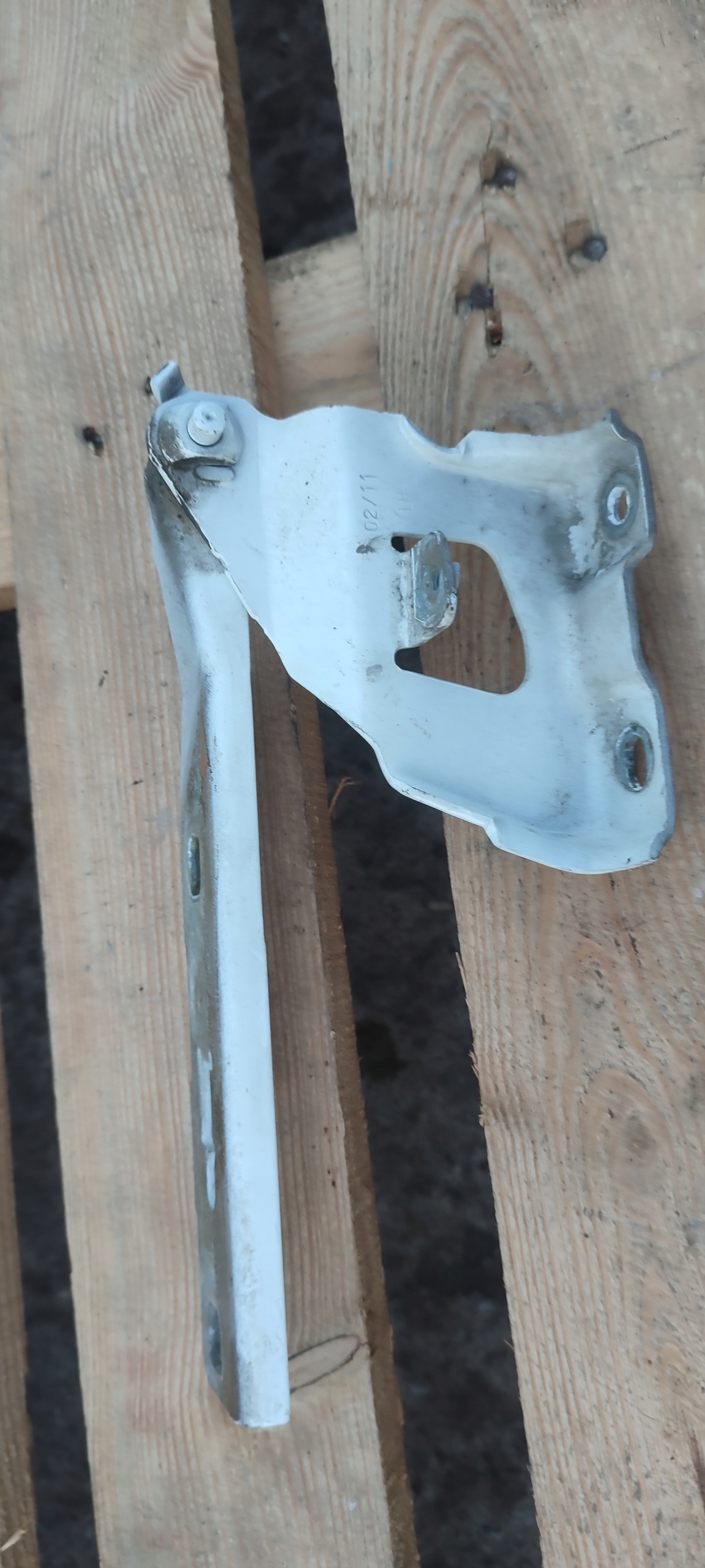 hinge bonnets AUDI A4 B8 left LY9C 8K0823301D
