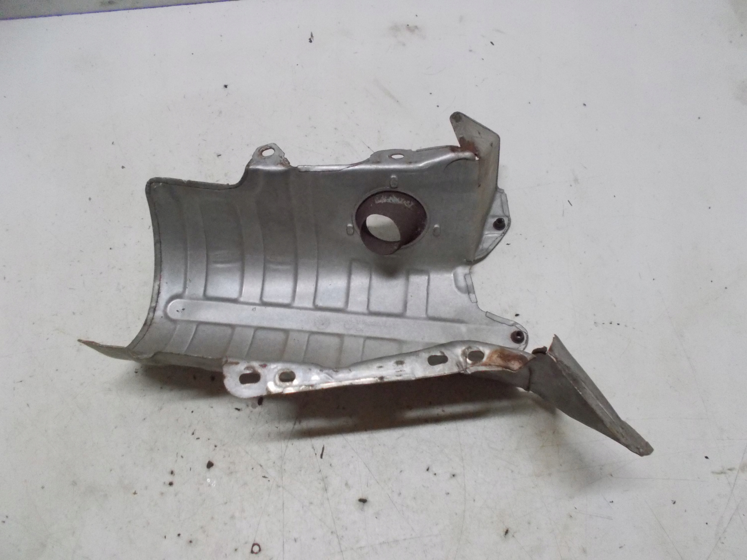 CITROEN C4 08R Blende Abdeckung TERMICZNA KATALIZATORA V758430880