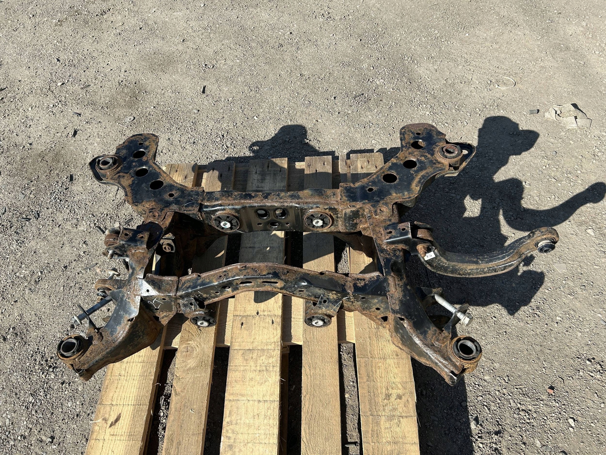 axle beam subframe sider rear part rear Lincoln Continental 3.0 2017r