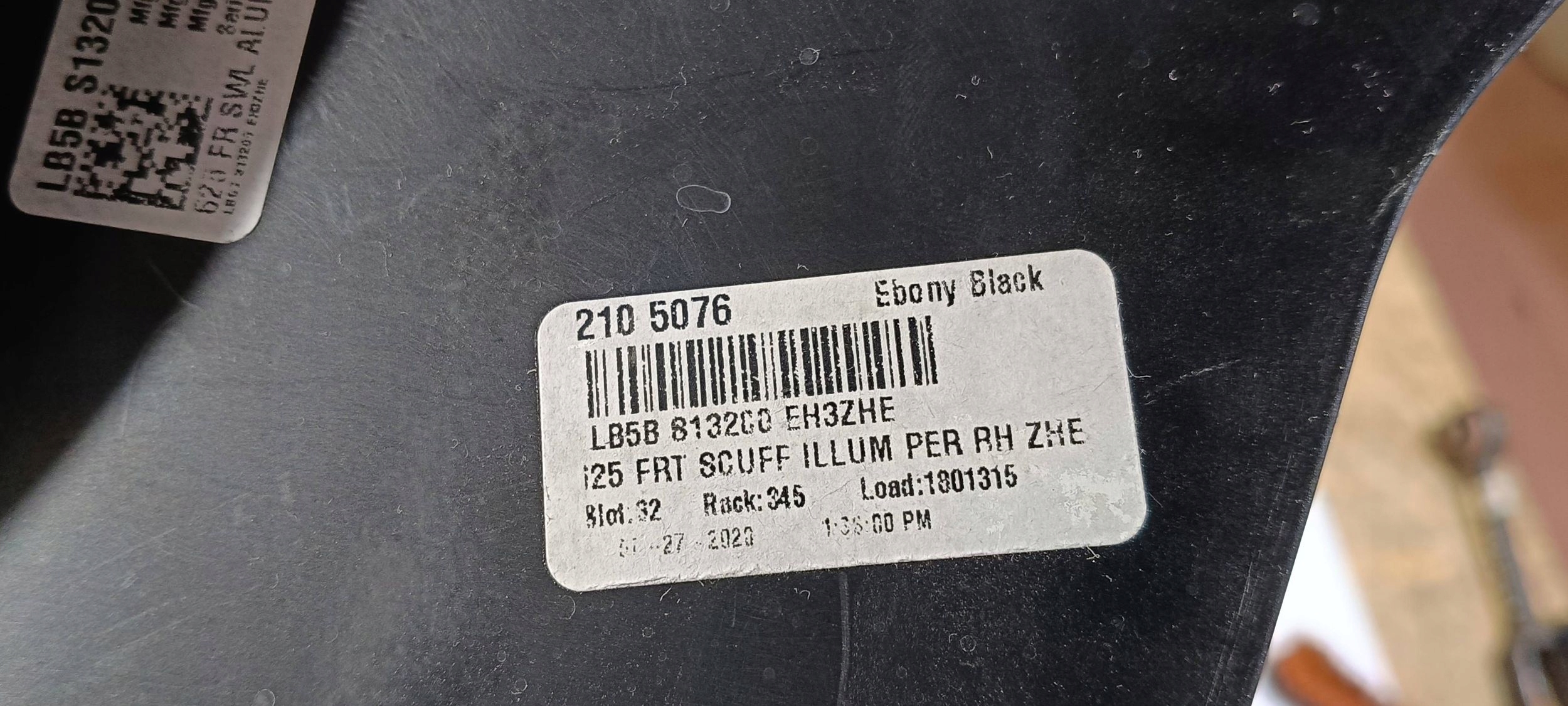 cap threshold of the threshold moulding inner right Ford Explorer ST 2020