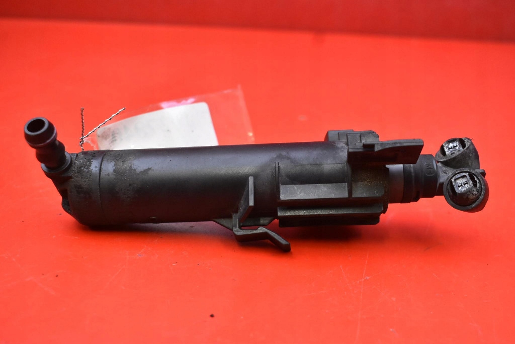 washer REFLEKTOROW left 8K0955101B AUDI A4 B8 07-11